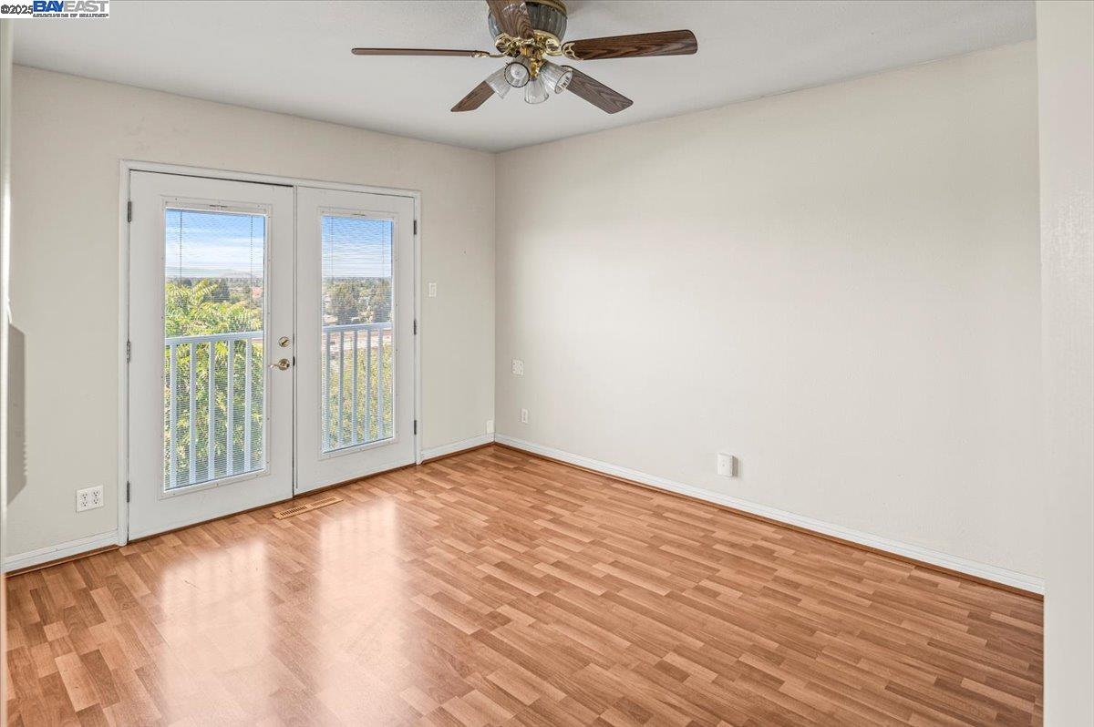 Detail Gallery Image 23 of 44 For 3116 Middlefield Ave., Fremont,  CA 94539 - 3 Beds | 2/1 Baths