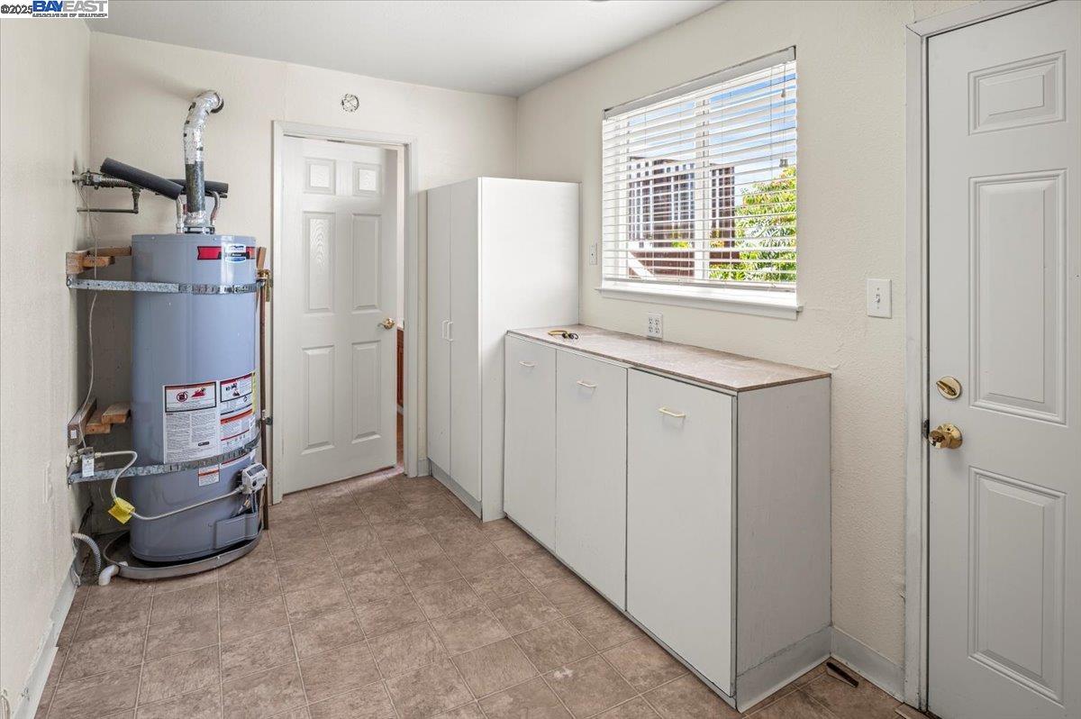 Detail Gallery Image 31 of 44 For 3116 Middlefield Ave., Fremont,  CA 94539 - 3 Beds | 2/1 Baths