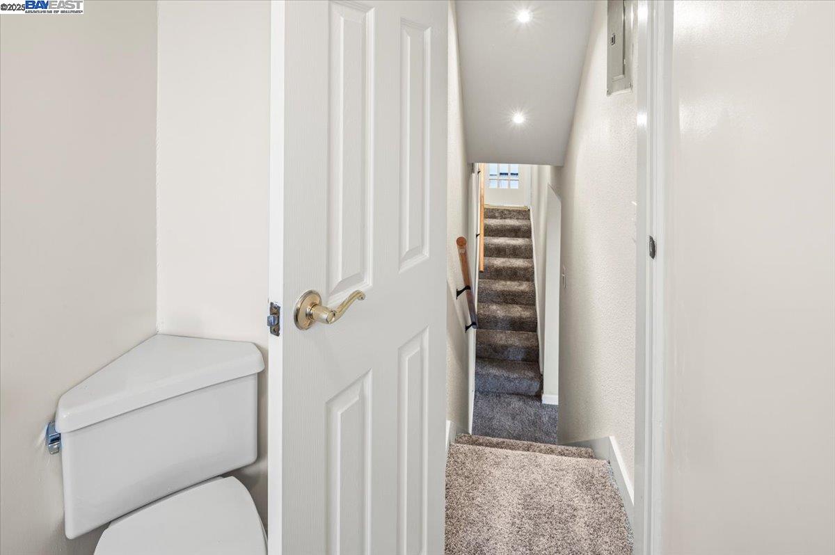 Detail Gallery Image 32 of 44 For 3116 Middlefield Ave., Fremont,  CA 94539 - 3 Beds | 2/1 Baths