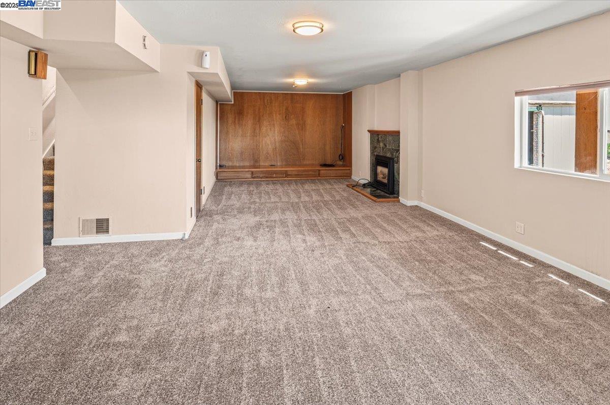 Detail Gallery Image 35 of 44 For 3116 Middlefield Ave., Fremont,  CA 94539 - 3 Beds | 2/1 Baths