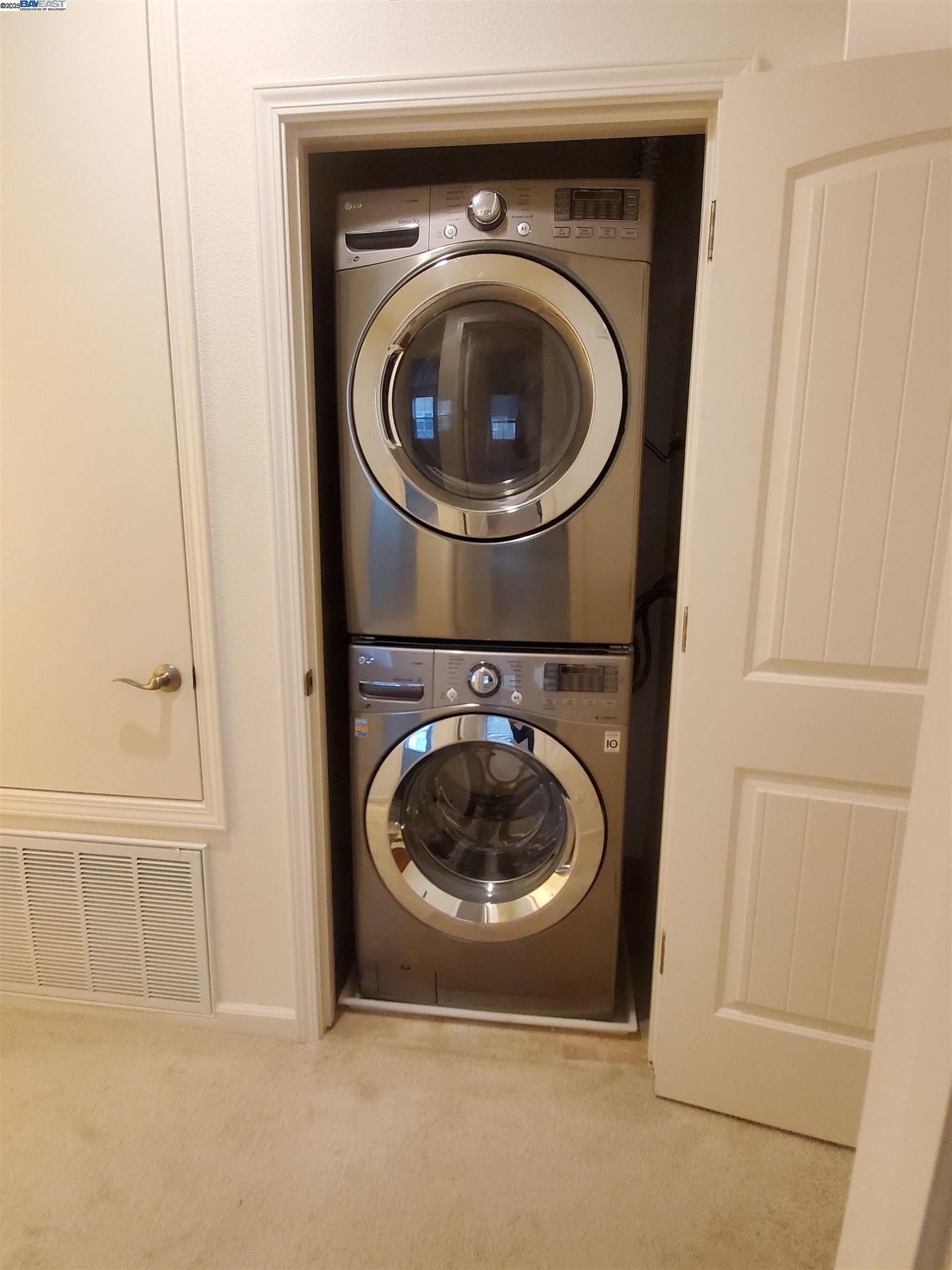 1888 Trento Loop, Milpitas, California 95035, 2 Bedrooms Bedrooms, 6 Rooms Rooms,2 BathroomsBathrooms,Residential Lease,For Rent,1888 Trento Loop,41102430