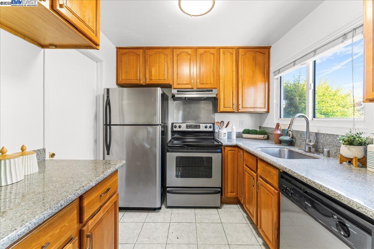 Photo #8: 41102431 Listing: Photo #8