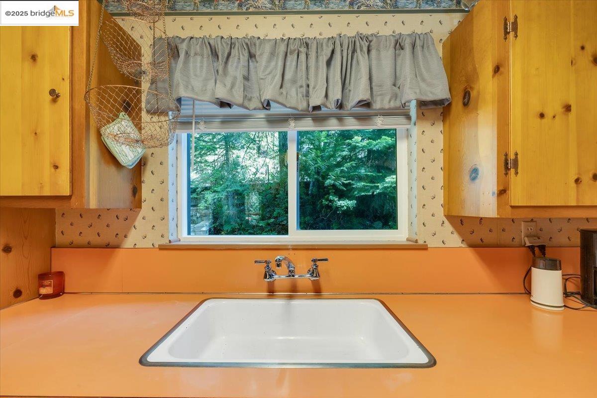 Detail Gallery Image 10 of 54 For 28017 Strawberry Dr, Strawberry,  CA 95375 - 3 Beds | 2 Baths