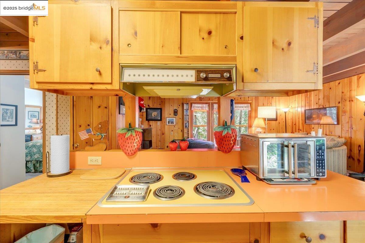 Detail Gallery Image 11 of 54 For 28017 Strawberry Dr, Strawberry,  CA 95375 - 3 Beds | 2 Baths