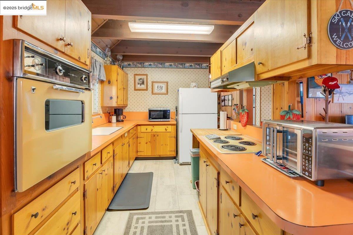 Detail Gallery Image 12 of 54 For 28017 Strawberry Dr, Strawberry,  CA 95375 - 3 Beds | 2 Baths