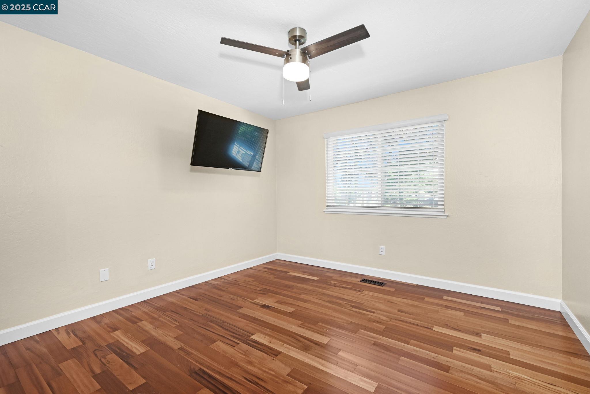 Detail Gallery Image 14 of 31 For 2 Rialto Dr, Clayton,  CA 94517-1754 - 3 Beds | 2 Baths