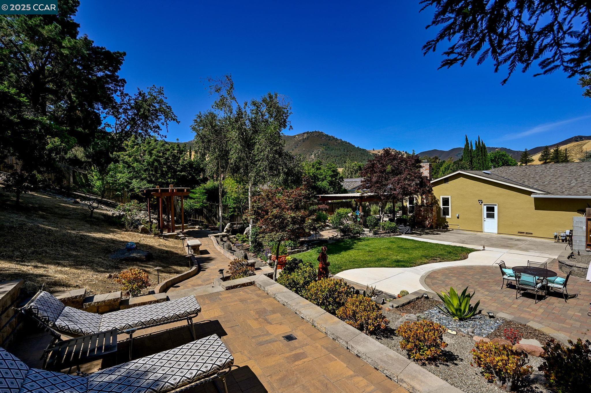 Detail Gallery Image 19 of 31 For 2 Rialto Dr, Clayton,  CA 94517-1754 - 3 Beds | 2 Baths