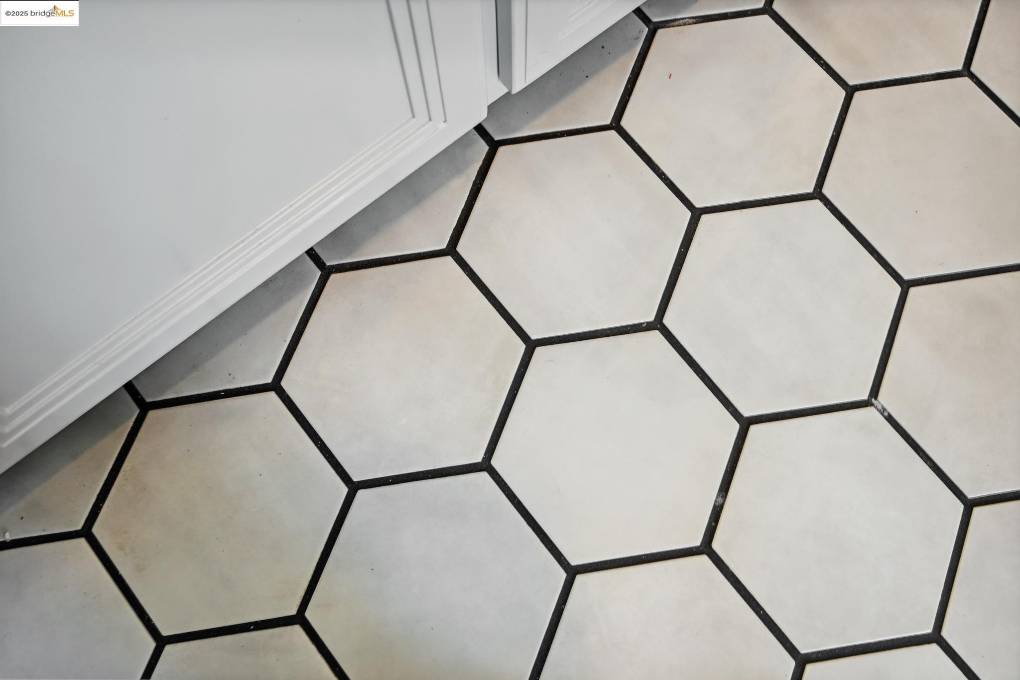 Detail Gallery Image 14 of 42 For 3316 Coolidge Ave, Oakland,  CA 94602 - 2 Beds | 2 Baths
