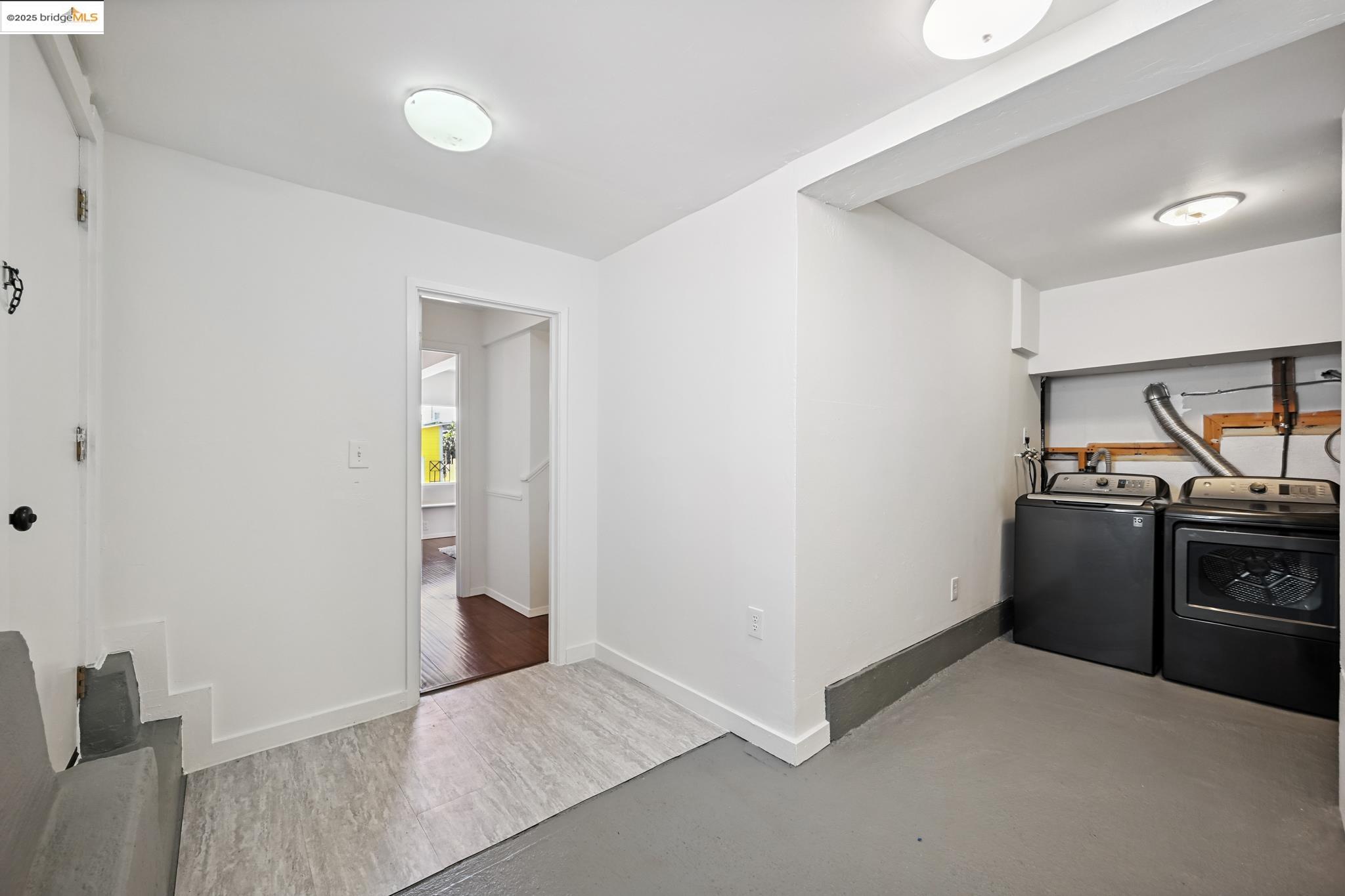 Detail Gallery Image 33 of 42 For 3316 Coolidge Ave, Oakland,  CA 94602 - 2 Beds | 2 Baths