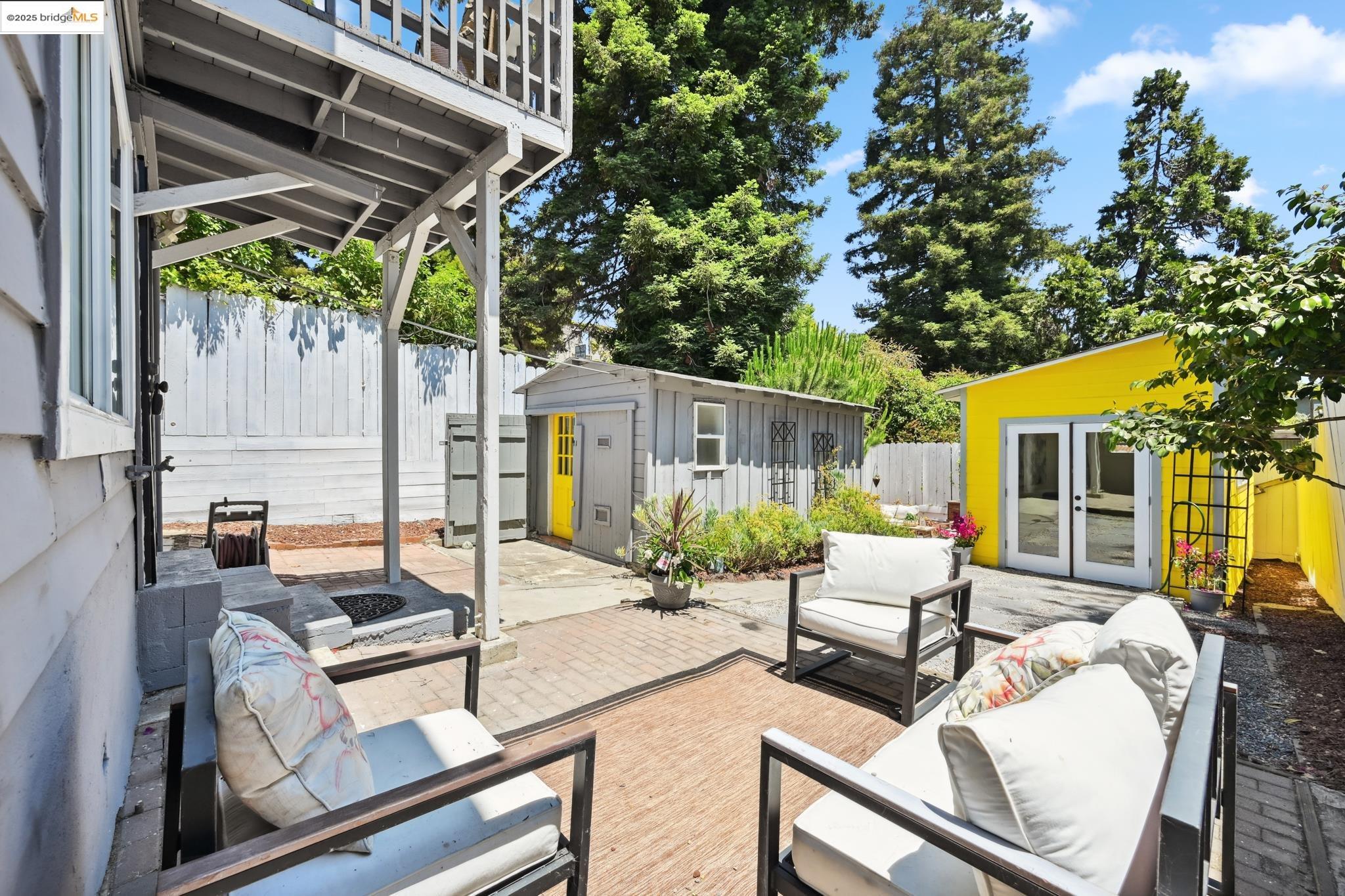 Detail Gallery Image 37 of 42 For 3316 Coolidge Ave, Oakland,  CA 94602 - 2 Beds | 2 Baths