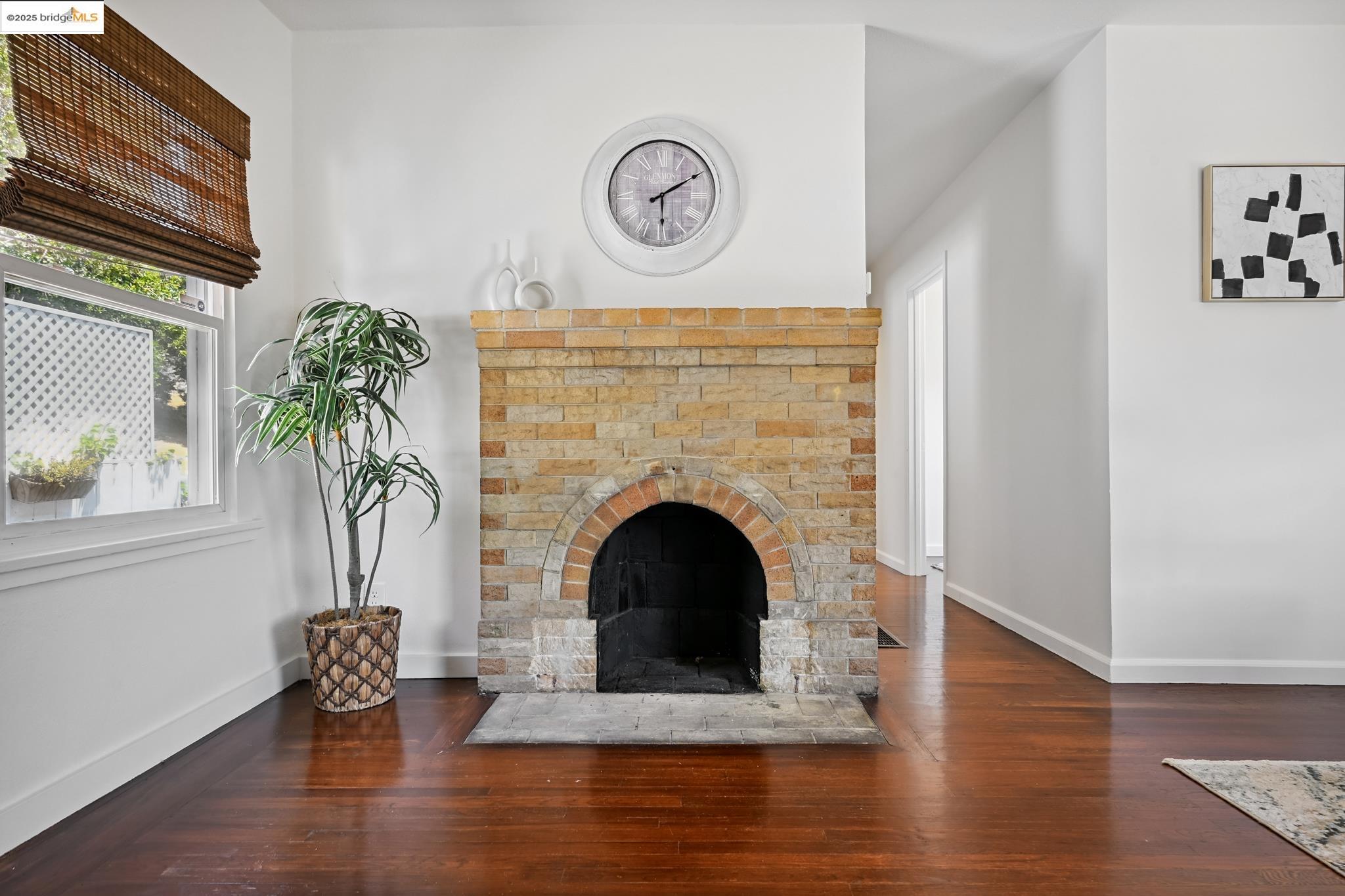 Detail Gallery Image 6 of 42 For 3316 Coolidge Ave, Oakland,  CA 94602 - 2 Beds | 2 Baths
