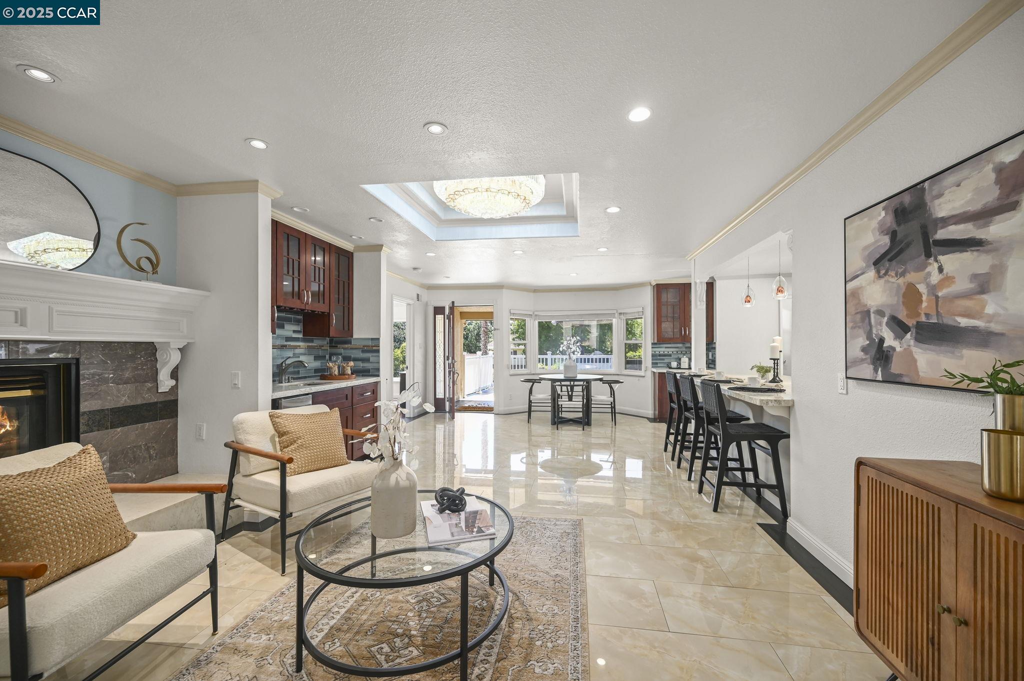 Detail Gallery Image 17 of 60 For 3698 De Rosa Ct, Concord,  CA 94518 - 6 Beds | 4/1 Baths