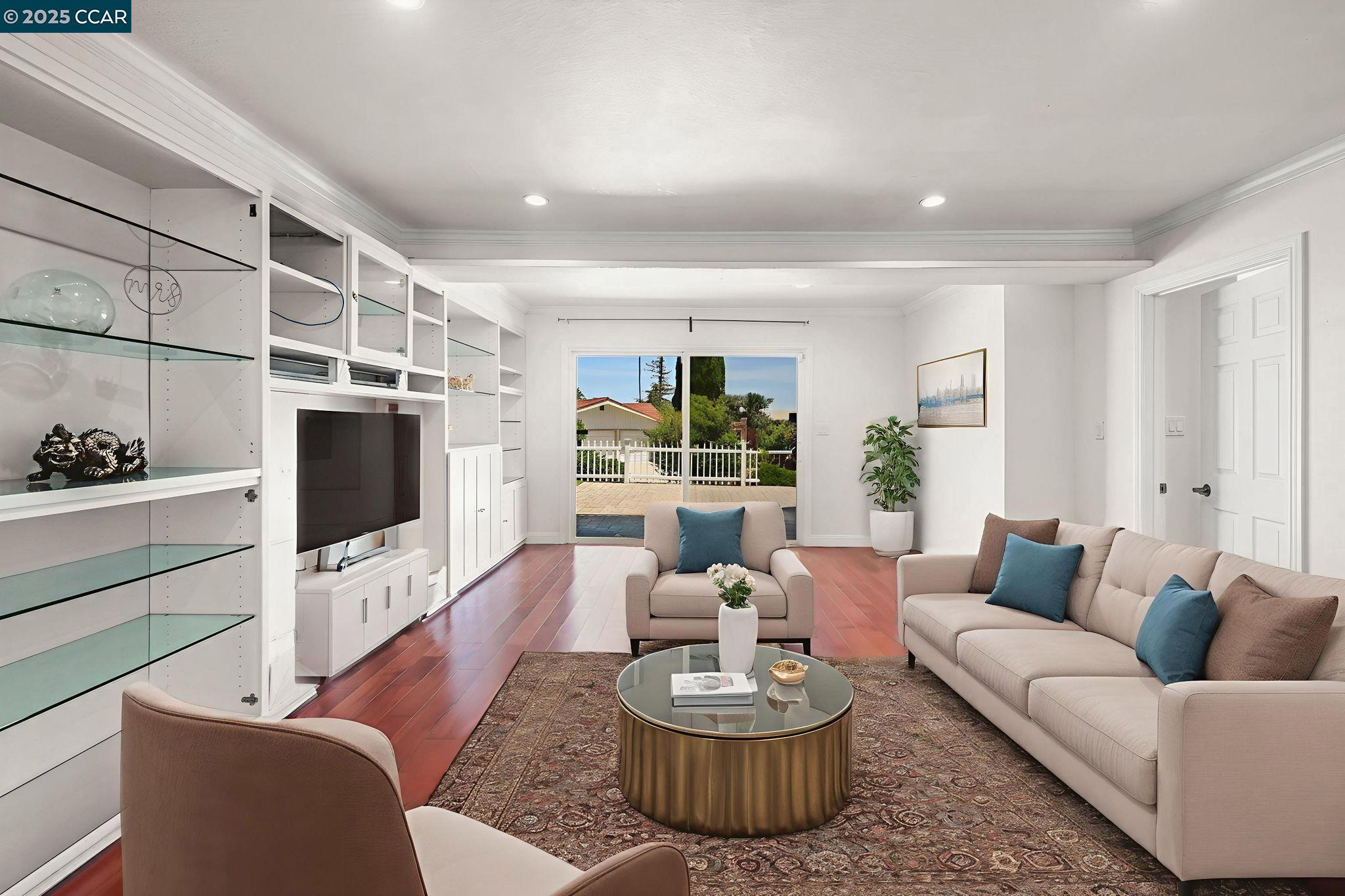 Detail Gallery Image 39 of 60 For 3698 De Rosa Ct, Concord,  CA 94518 - 6 Beds | 4/1 Baths
