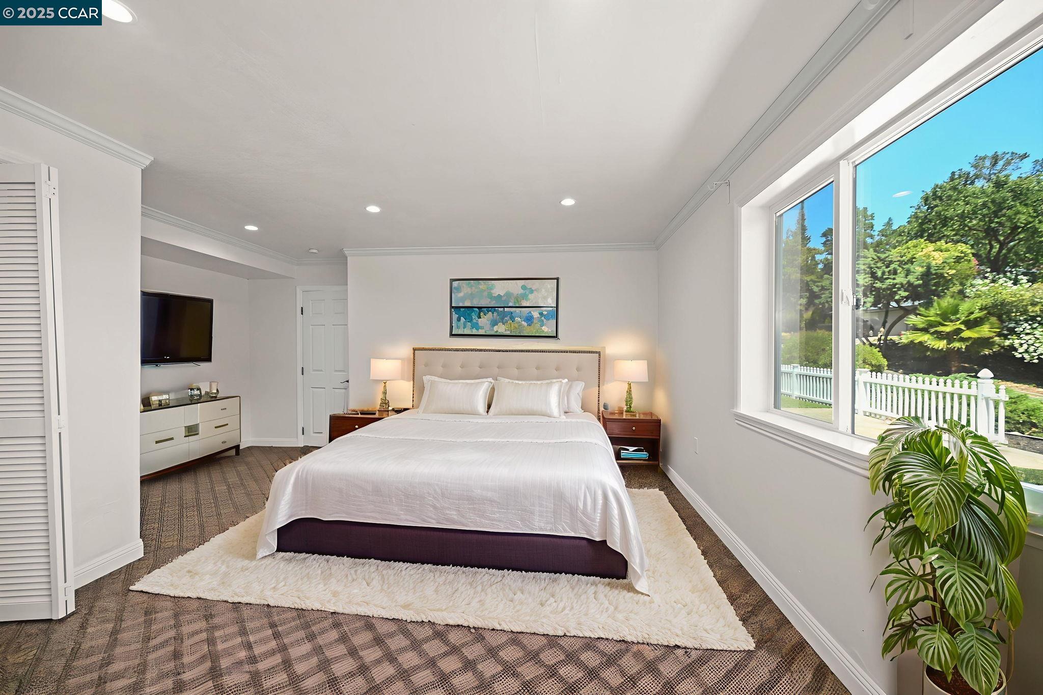 Detail Gallery Image 48 of 60 For 3698 De Rosa Ct, Concord,  CA 94518 - 6 Beds | 4/1 Baths