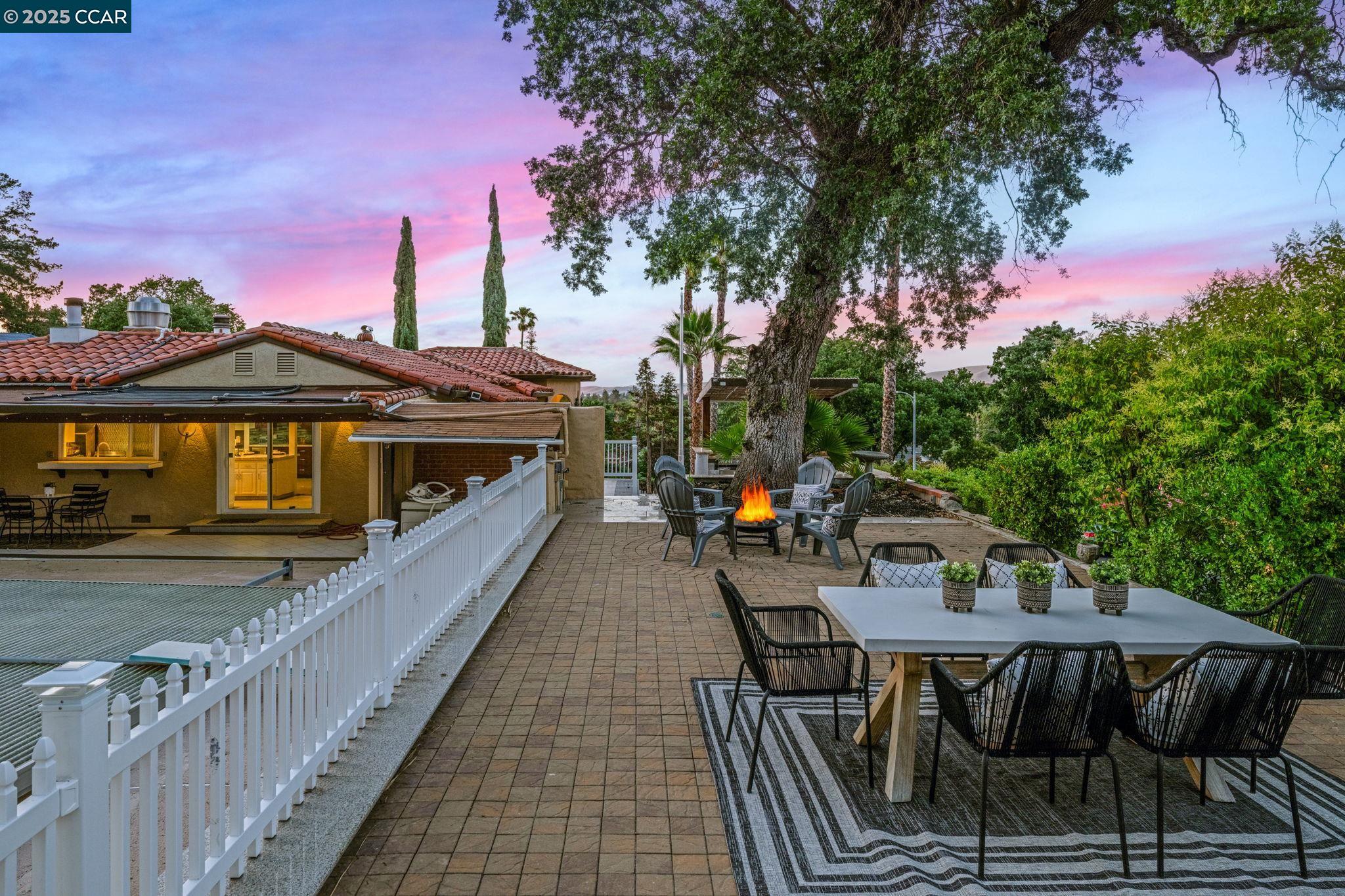 Detail Gallery Image 55 of 60 For 3698 De Rosa Ct, Concord,  CA 94518 - 6 Beds | 4/1 Baths