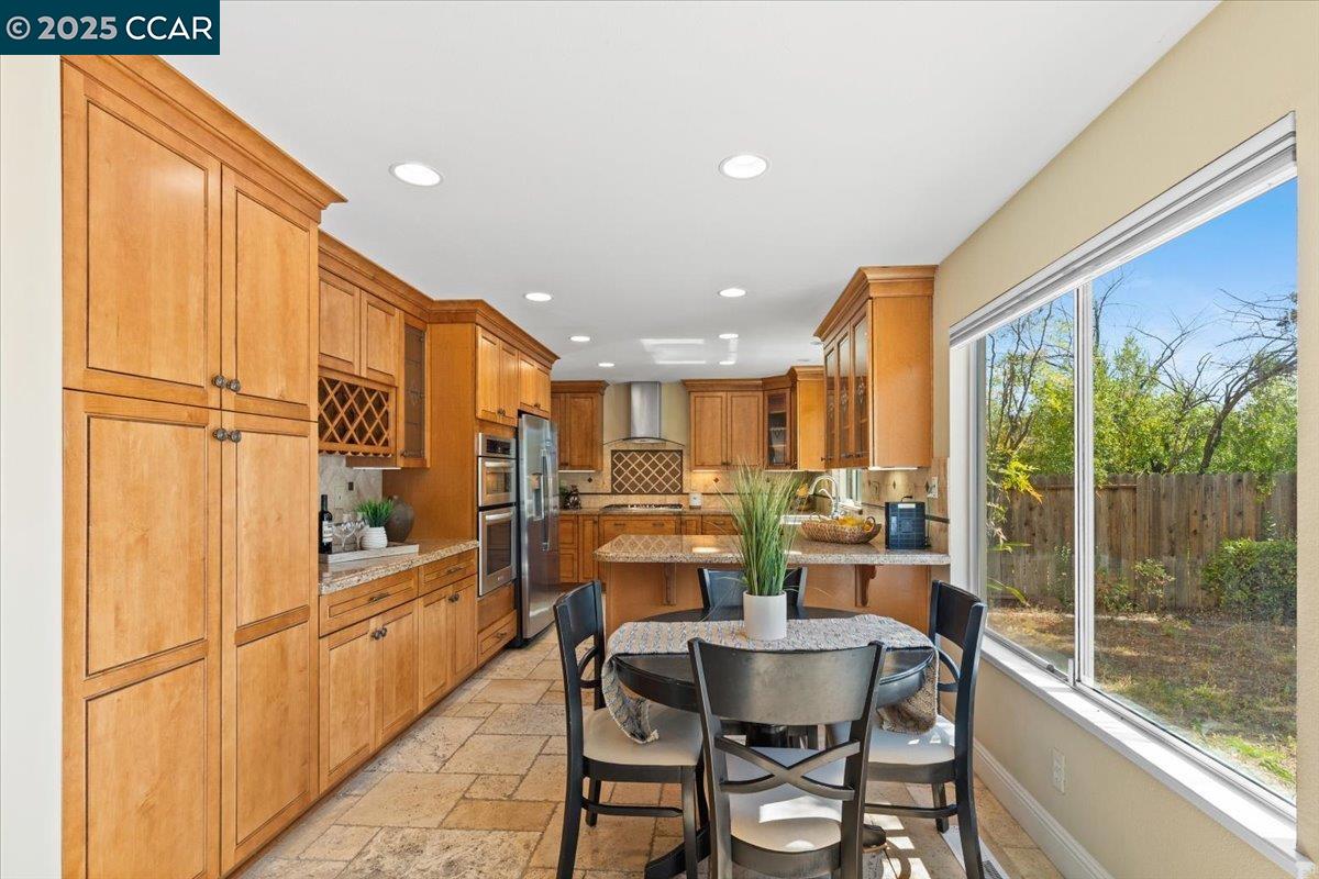 Detail Gallery Image 11 of 26 For 4129 Spaulding St, Antioch,  CA 94531 - 3 Beds | 2/1 Baths