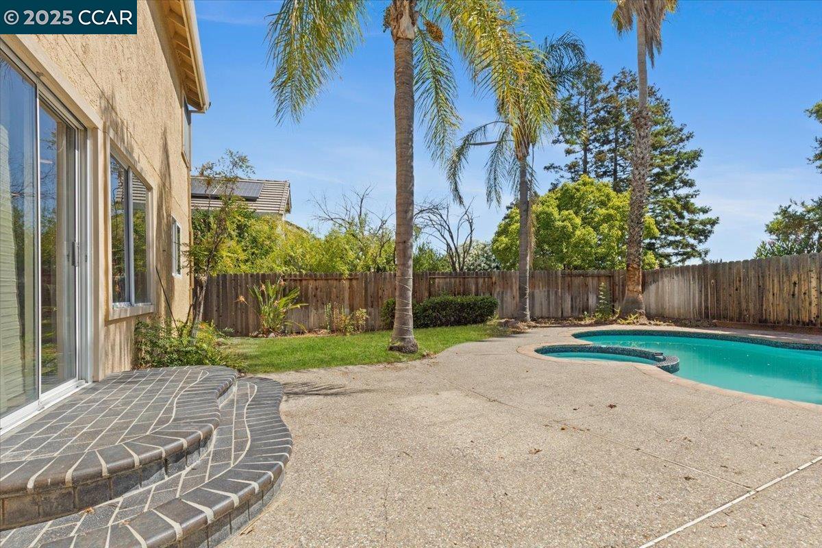 Detail Gallery Image 25 of 26 For 4129 Spaulding St, Antioch,  CA 94531 - 3 Beds | 2/1 Baths