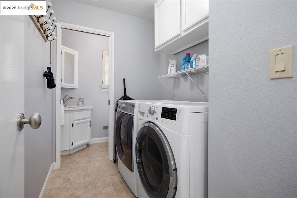 1431 Huston Rd, Walnut Creek, California 94597, 3 Bedrooms Bedrooms, 10 Rooms Rooms,2 BathroomsBathrooms,Residential Lease,For Rent,1431 Huston Rd,41102443