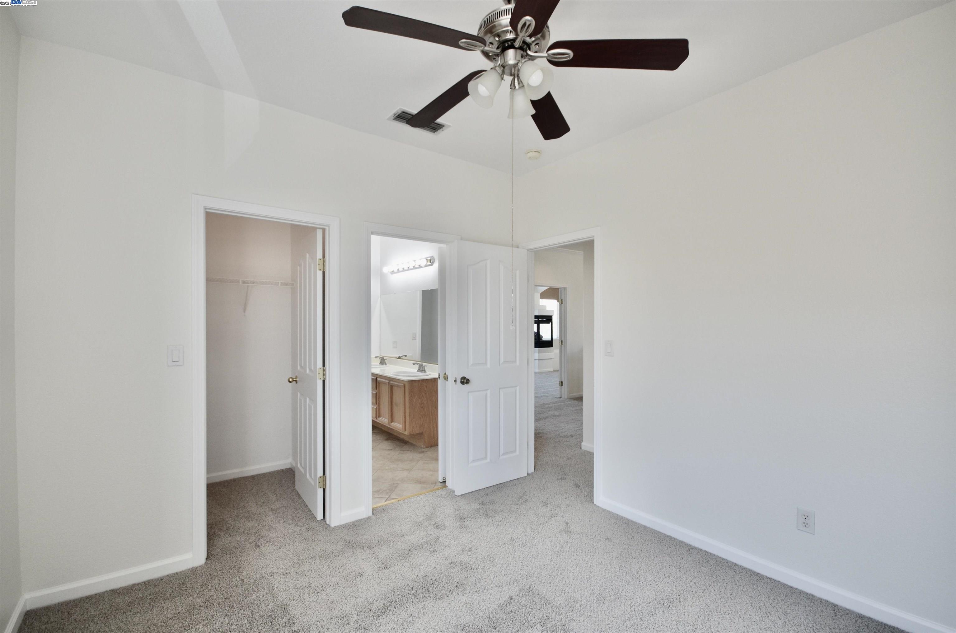 Detail Gallery Image 30 of 39 For 9416 Lyndley Plaza Way, Elk Grove,  CA 95624 - 4 Beds | 3 Baths