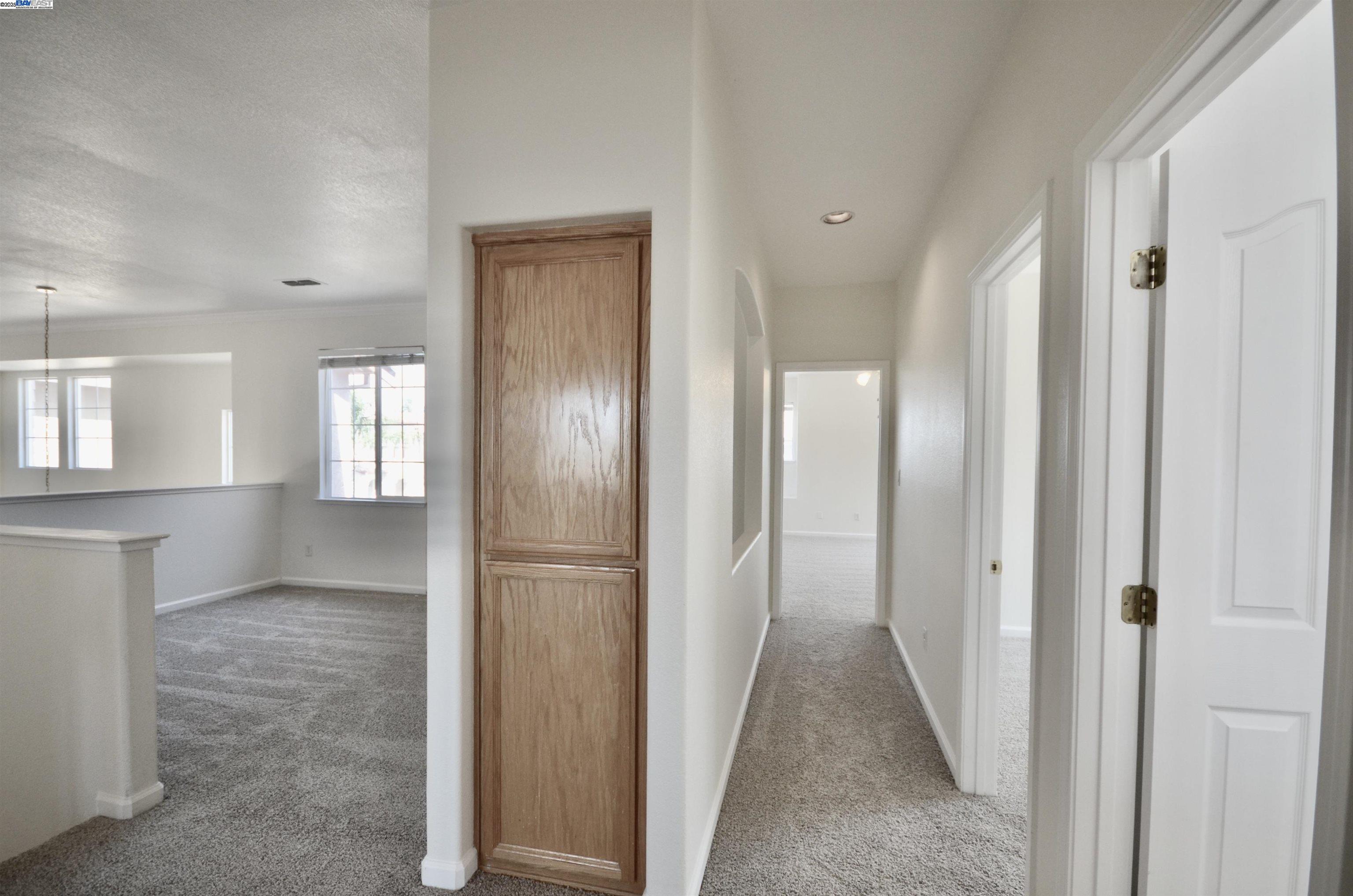 Detail Gallery Image 31 of 39 For 9416 Lyndley Plaza Way, Elk Grove,  CA 95624 - 4 Beds | 3 Baths