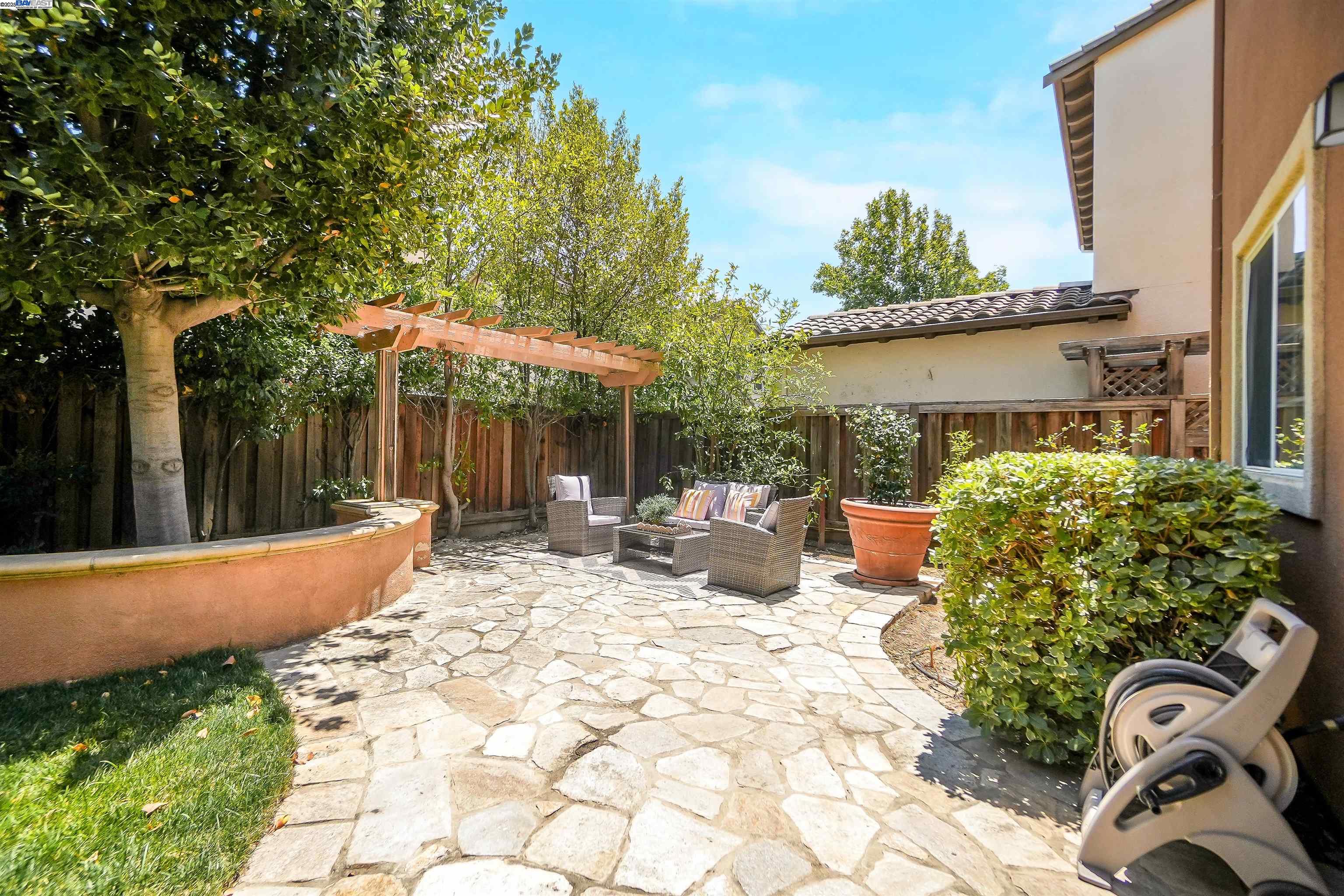 Detail Gallery Image 45 of 57 For 671 W Questa Trl, Mountain House,  CA 95391 - 4 Beds | 3/1 Baths