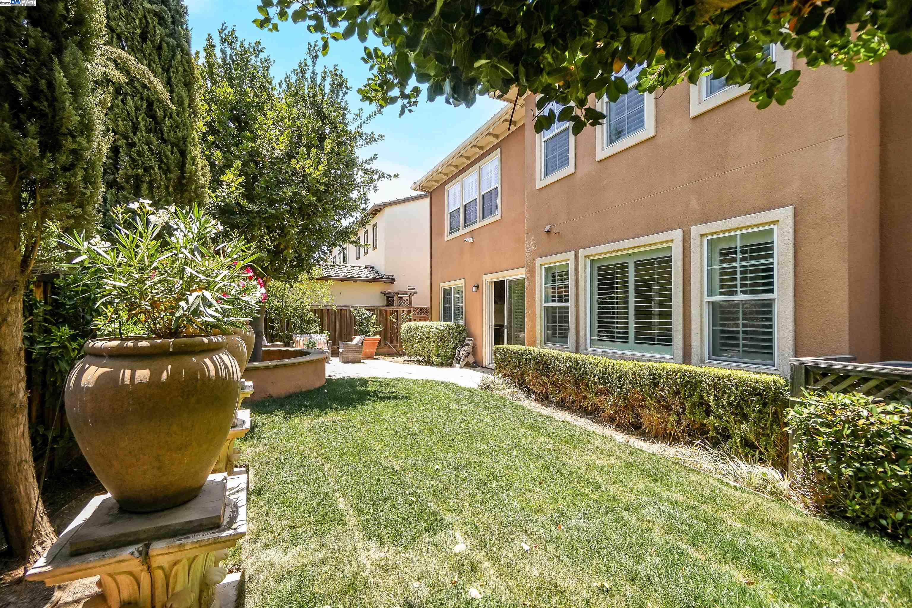 Detail Gallery Image 49 of 57 For 671 W Questa Trl, Mountain House,  CA 95391 - 4 Beds | 3/1 Baths