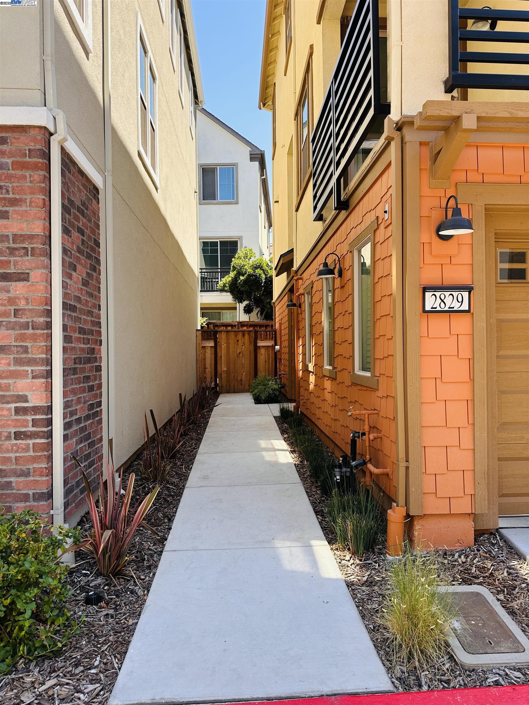 Detail Gallery Image 3 of 20 For 2829 Saltpond Cmn, Livermore,  CA 94550 - 3 Beds | 3/1 Baths