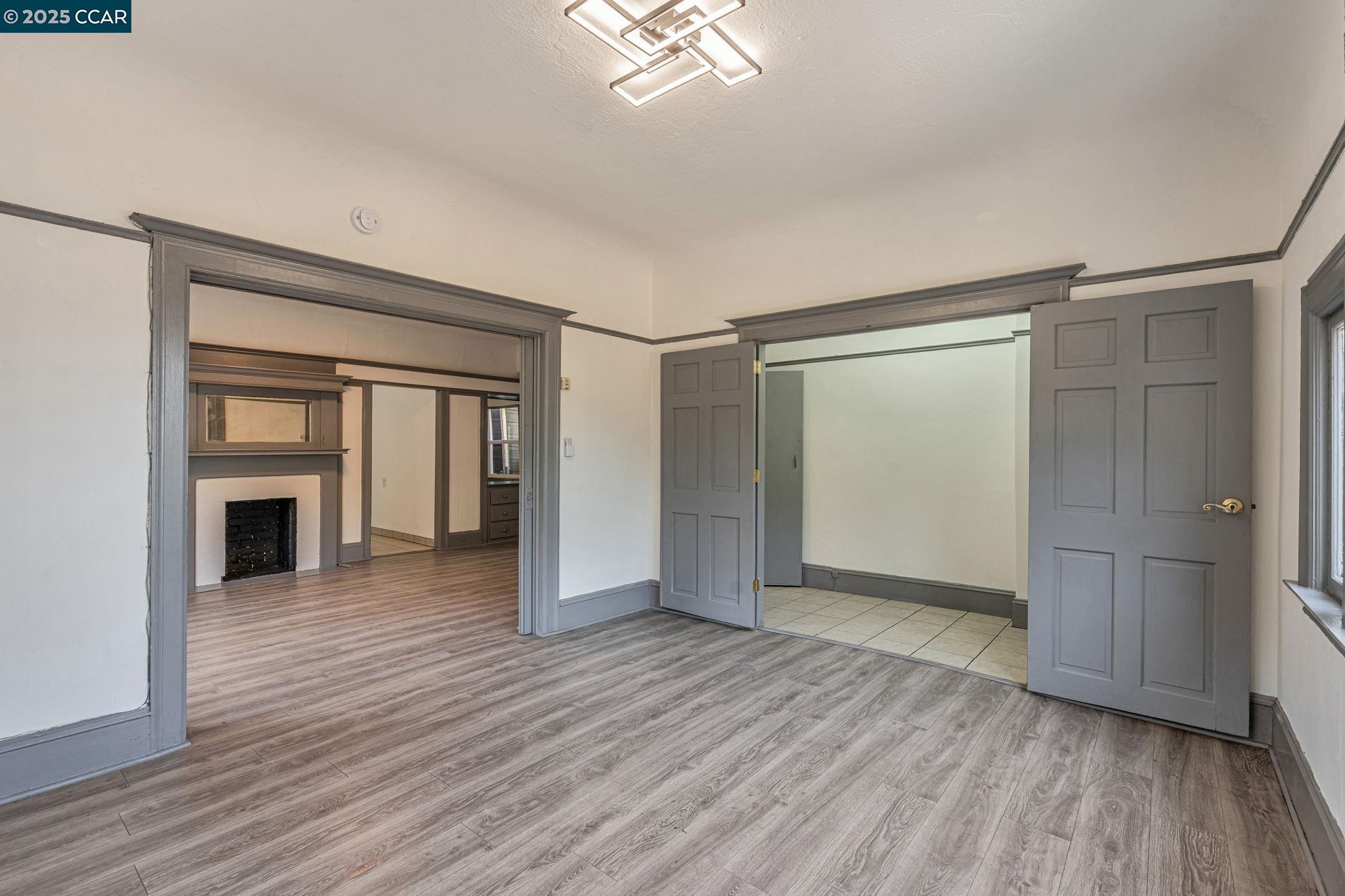 Detail Gallery Image 11 of 40 For 601 32nd St., Oakland,  CA 94609 - – Beds | – Baths