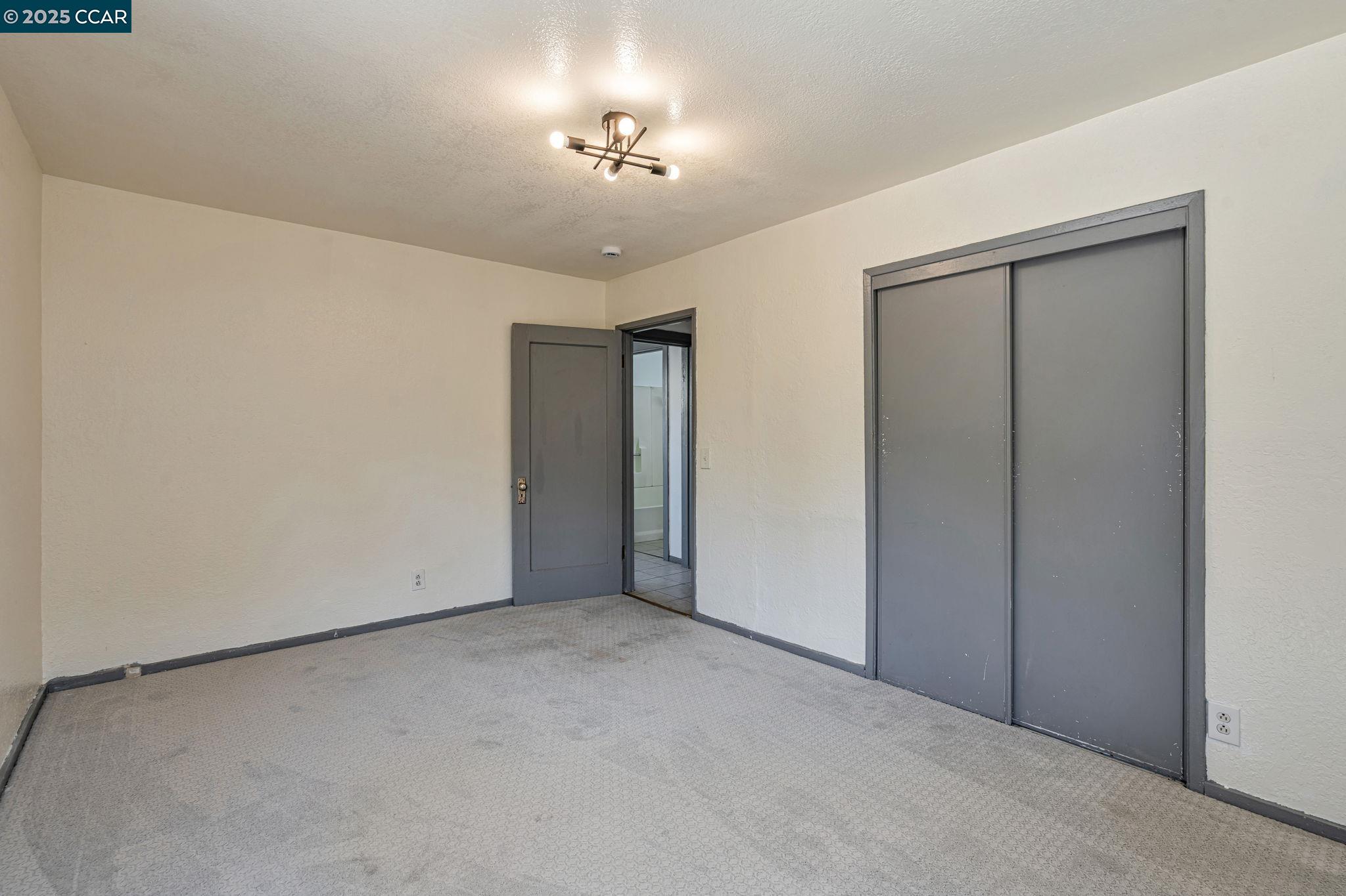 Detail Gallery Image 16 of 40 For 601 32nd St., Oakland,  CA 94609 - – Beds | – Baths