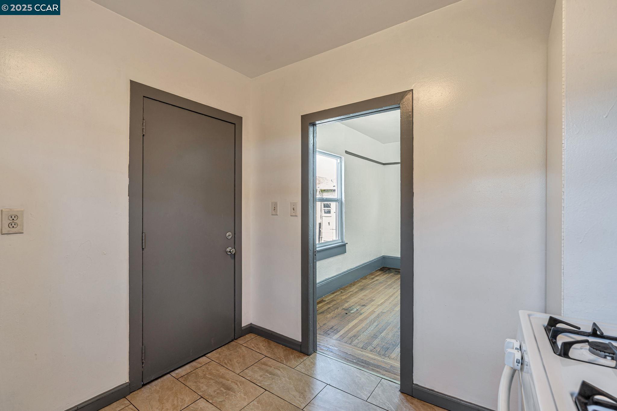 Detail Gallery Image 21 of 40 For 601 32nd St., Oakland,  CA 94609 - – Beds | – Baths