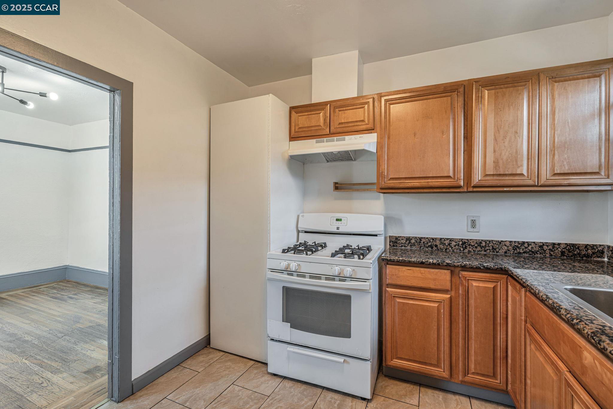 Detail Gallery Image 23 of 40 For 601 32nd St., Oakland,  CA 94609 - – Beds | – Baths