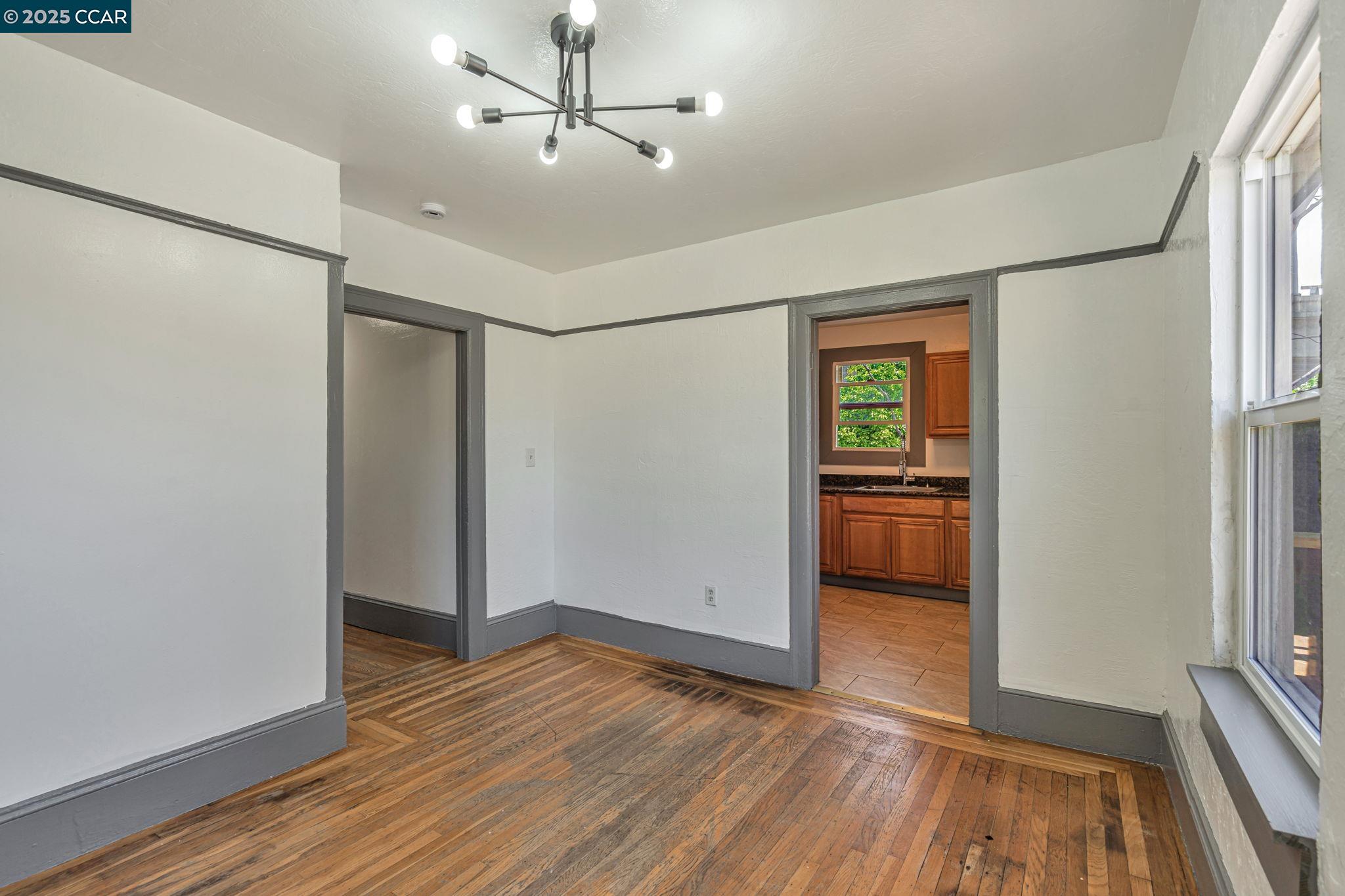 Detail Gallery Image 25 of 40 For 601 32nd St., Oakland,  CA 94609 - – Beds | – Baths