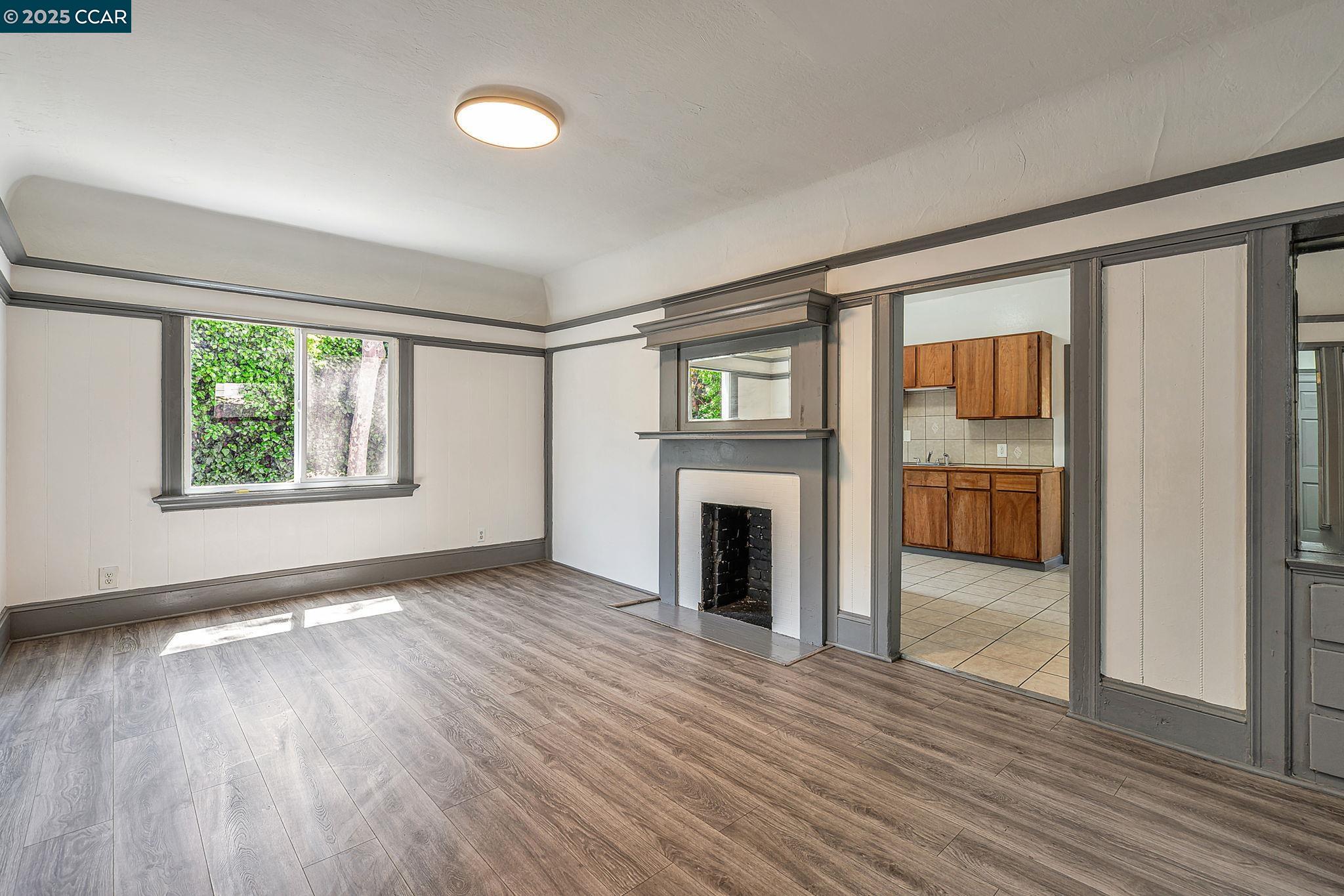 Detail Gallery Image 7 of 40 For 601 32nd St., Oakland,  CA 94609 - – Beds | – Baths