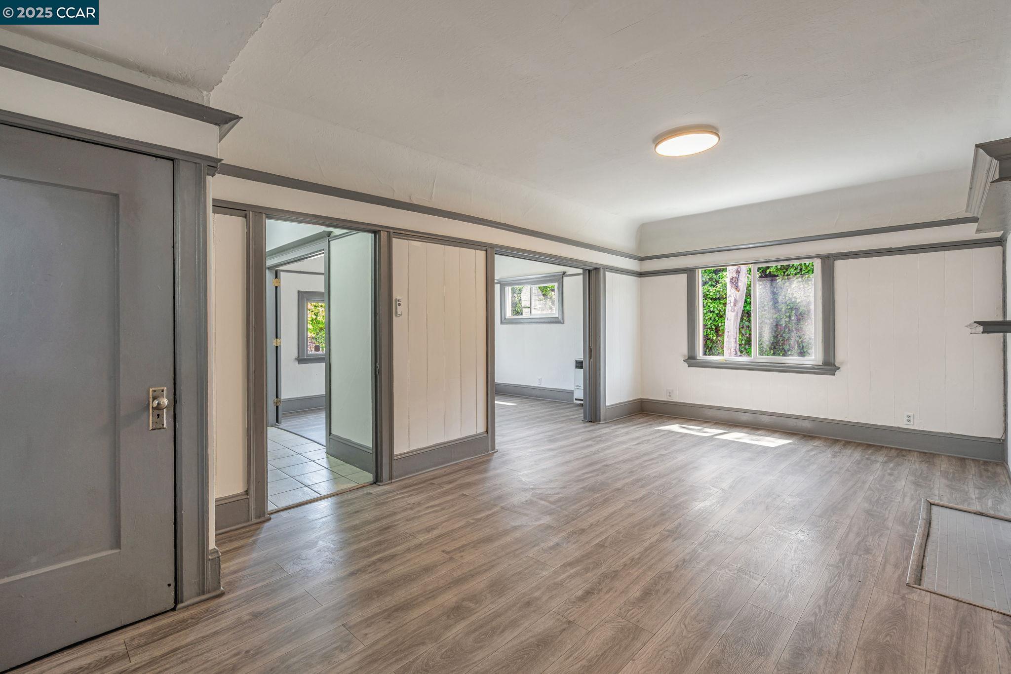 Detail Gallery Image 8 of 40 For 601 32nd St., Oakland,  CA 94609 - – Beds | – Baths