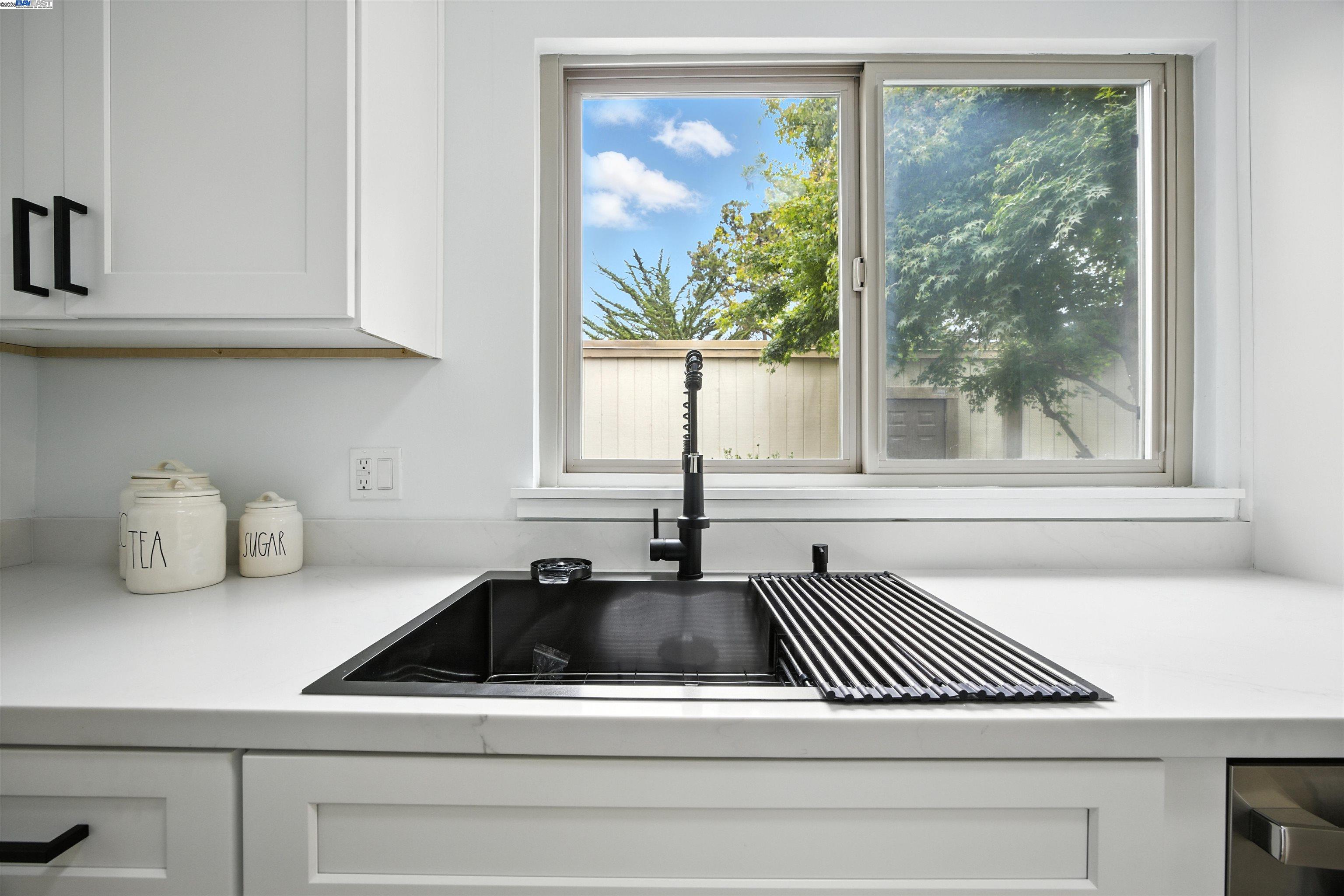Photo #4: 41102470 Listing 