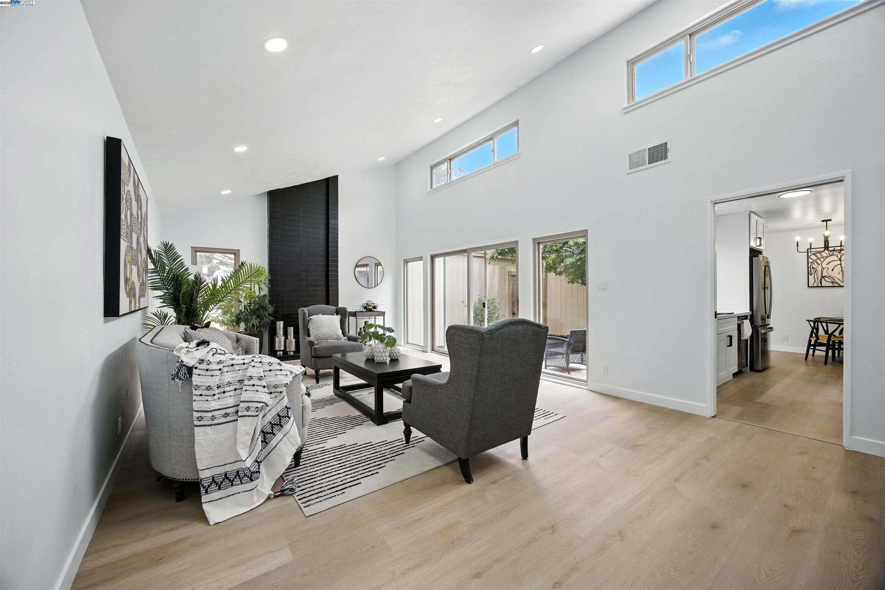 Photo #5: 41102470 Listing 