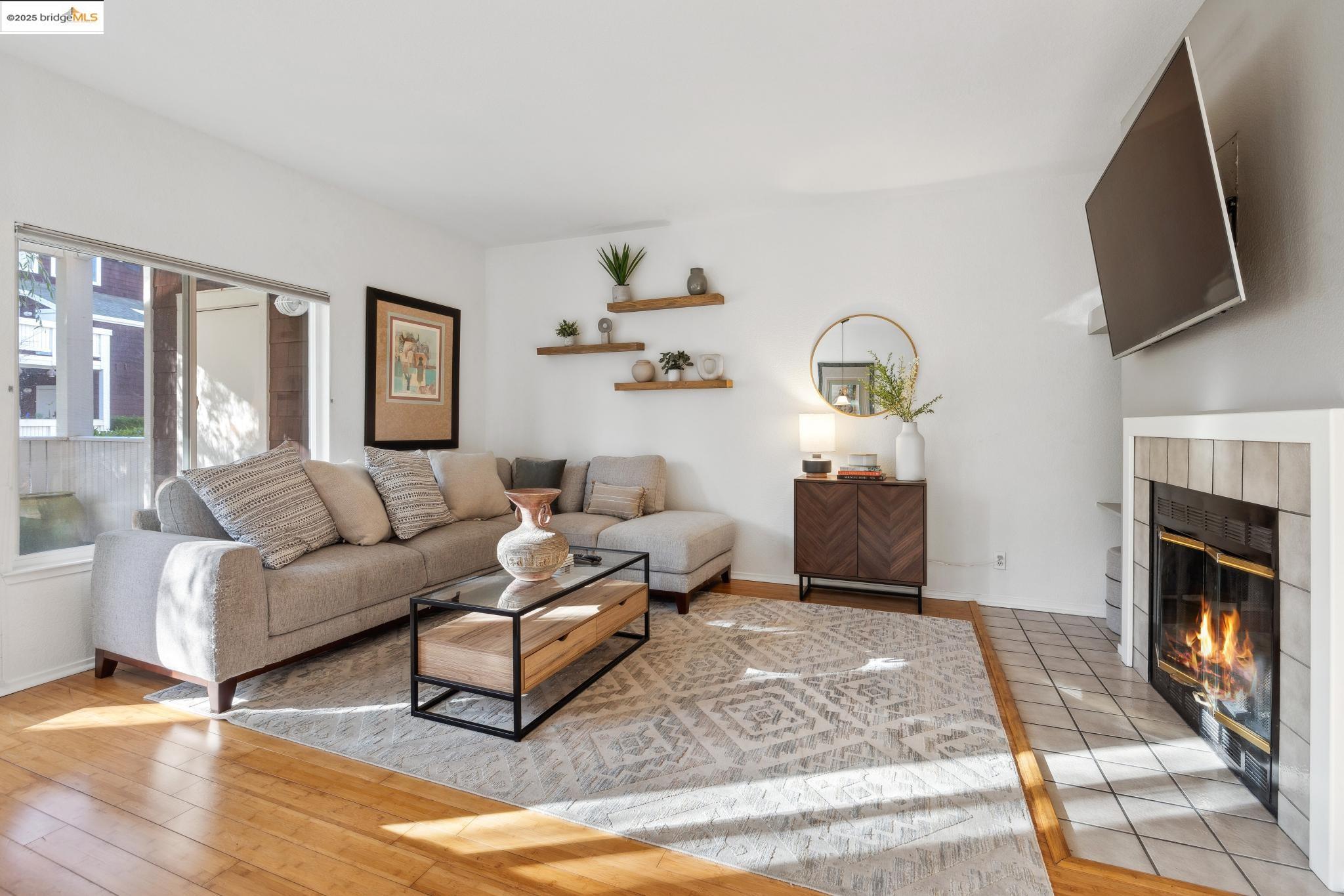 Photo #6: 41102472 Listing 