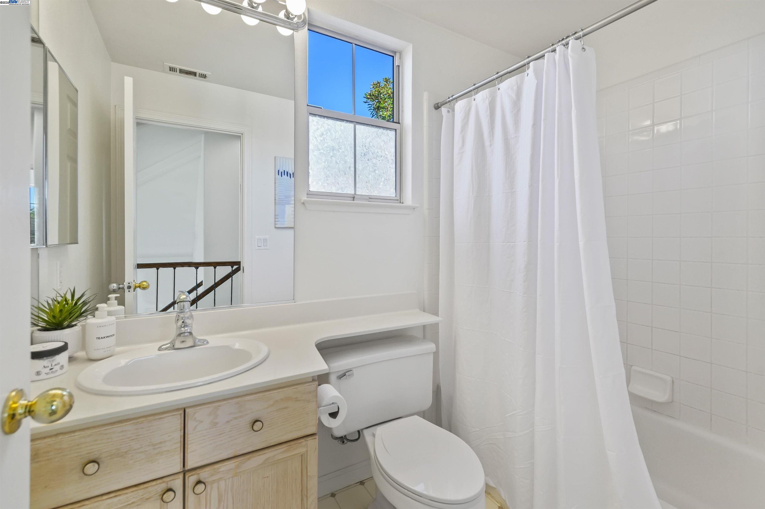 Detail Gallery Image 35 of 50 For 2909 Moreno Ave, Pleasanton,  CA 94588 - – Beds | – Baths