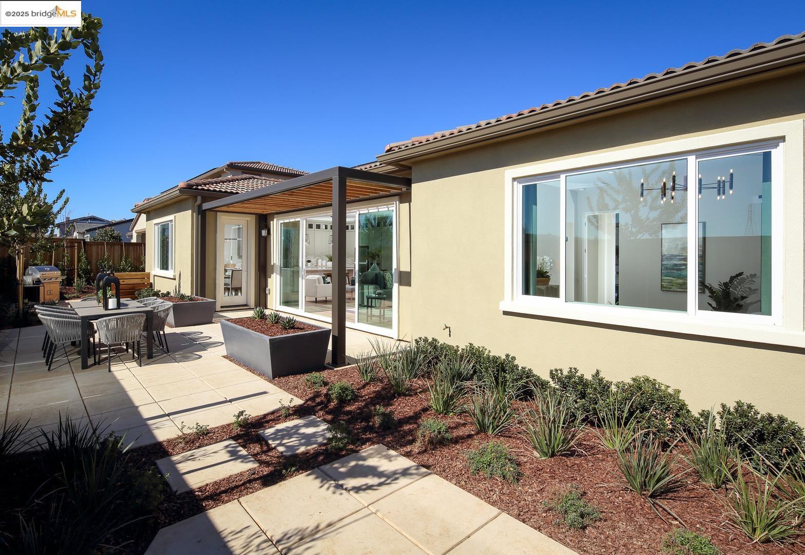 Detail Gallery Image 12 of 12 For 158 Continente Ave, Brentwood,  CA 94513 - 4 Beds | 3/1 Baths