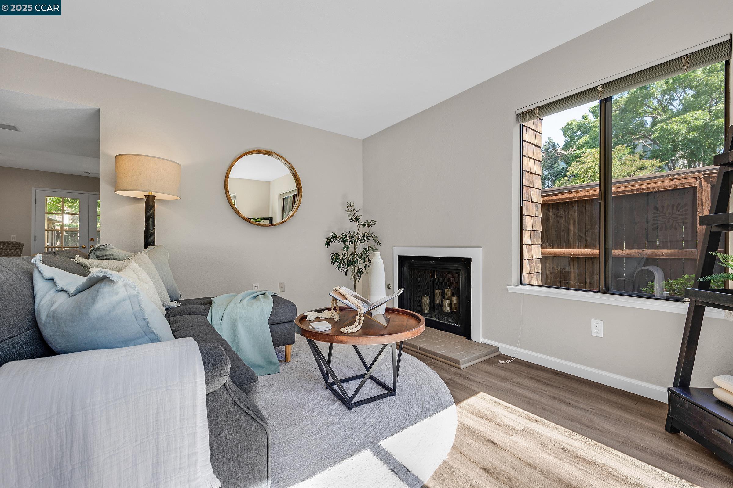 Photo #2: 41102483 Listing 