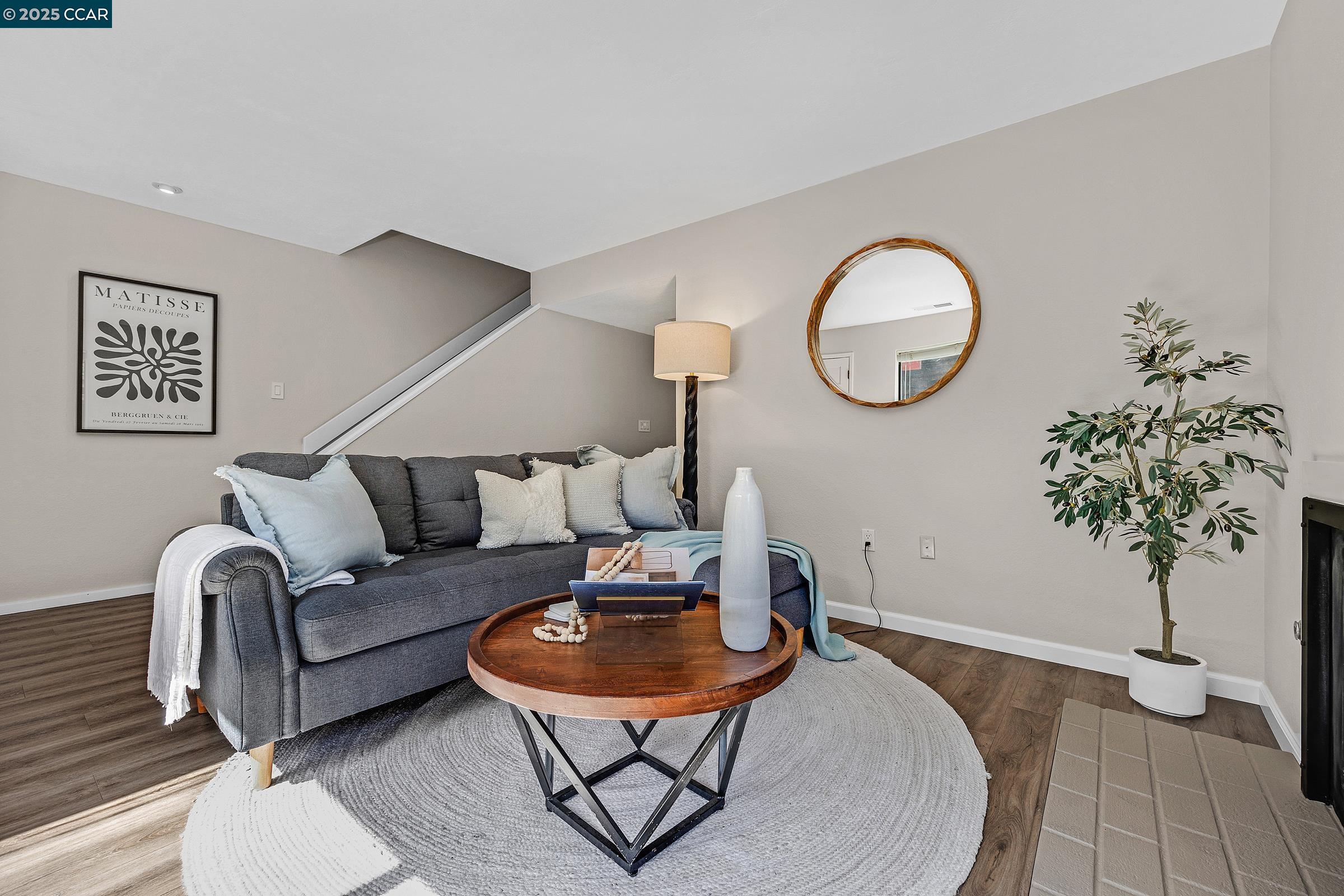 Photo #3: 41102483 Listing 