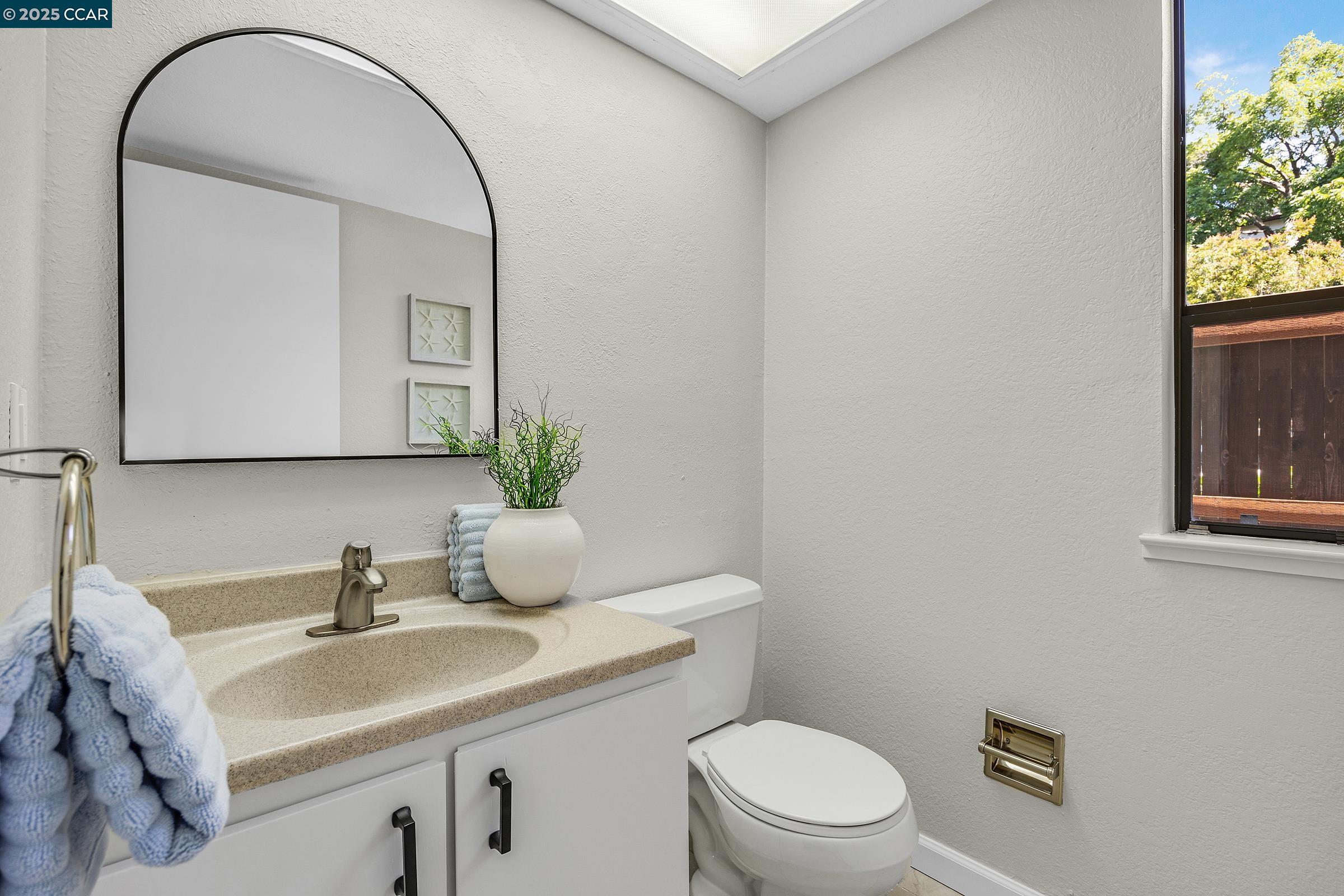 Photo #6: 41102483 Listing 