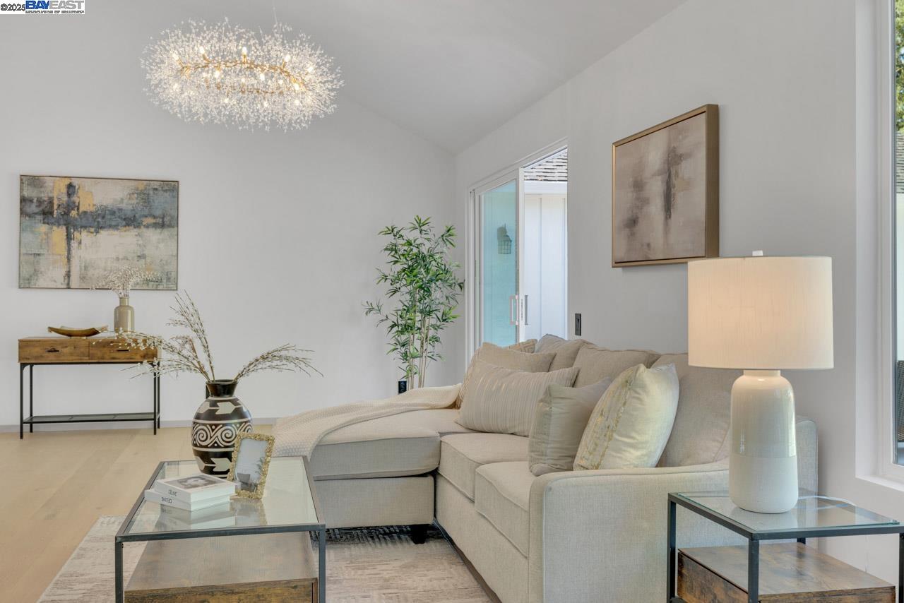 Detail Gallery Image 24 of 40 For 560 Old Orchard Drive, Danville,  CA 94526 - 4 Beds | 2/1 Baths