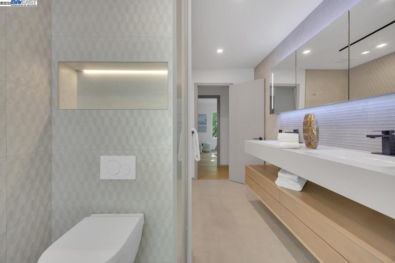 Detail Gallery Image 30 of 40 For 560 Old Orchard Drive, Danville,  CA 94526 - 4 Beds | 2/1 Baths