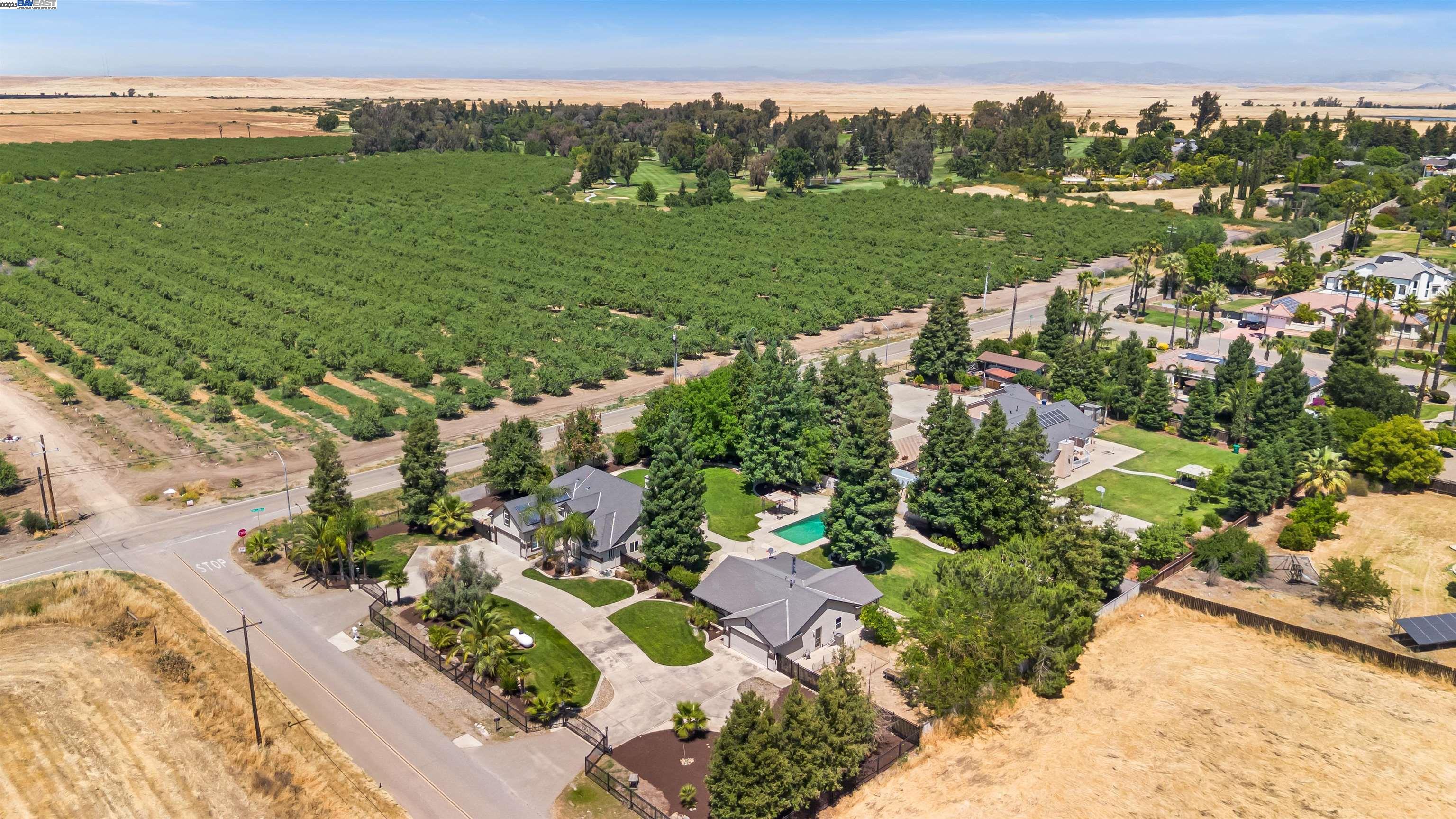 Detail Gallery Image 17 of 60 For 5974 Hillcrest Rd, Merced,  CA 95340 - 4 Beds | 2/1 Baths