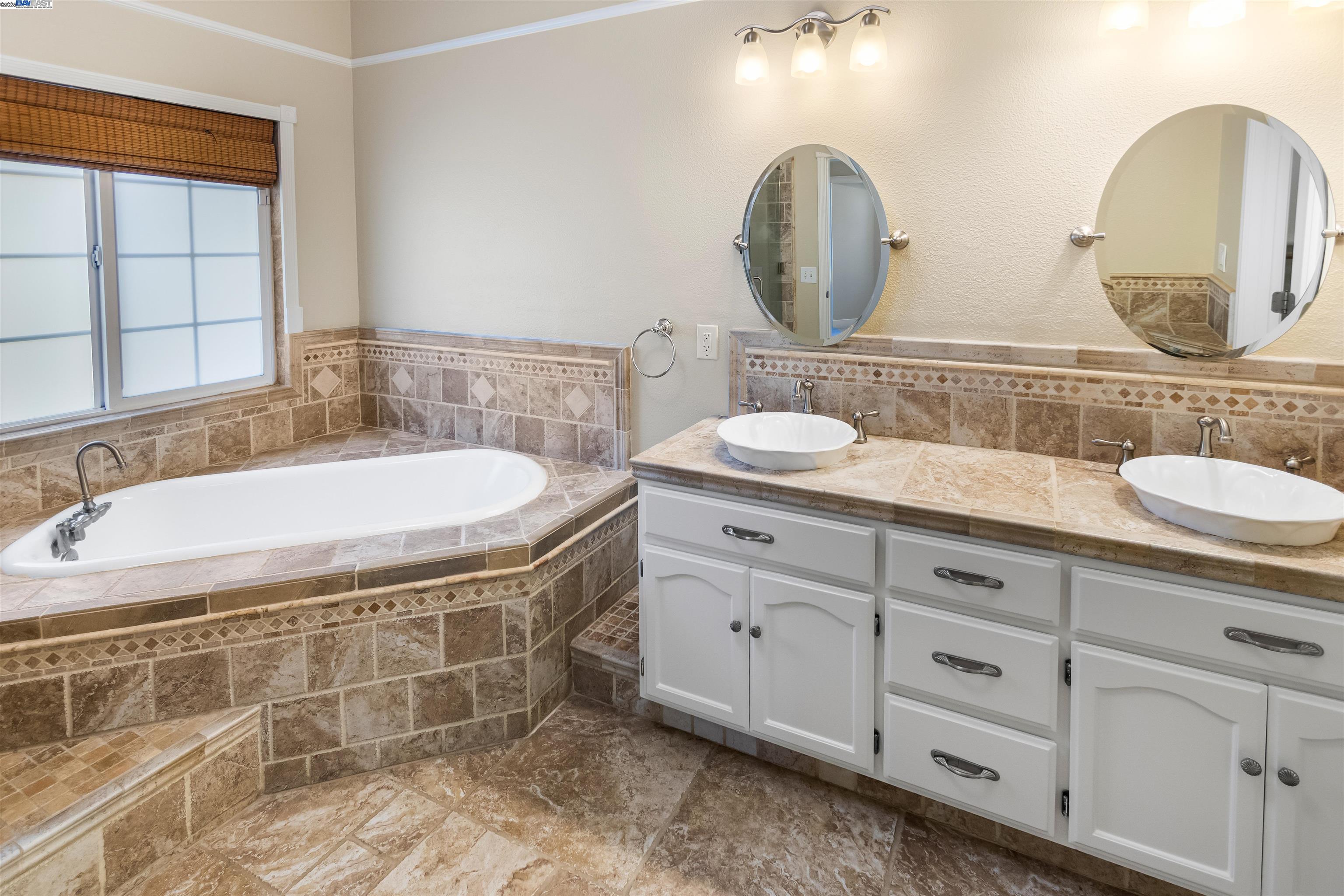 Detail Gallery Image 42 of 60 For 5974 Hillcrest Rd, Merced,  CA 95340 - 4 Beds | 2/1 Baths