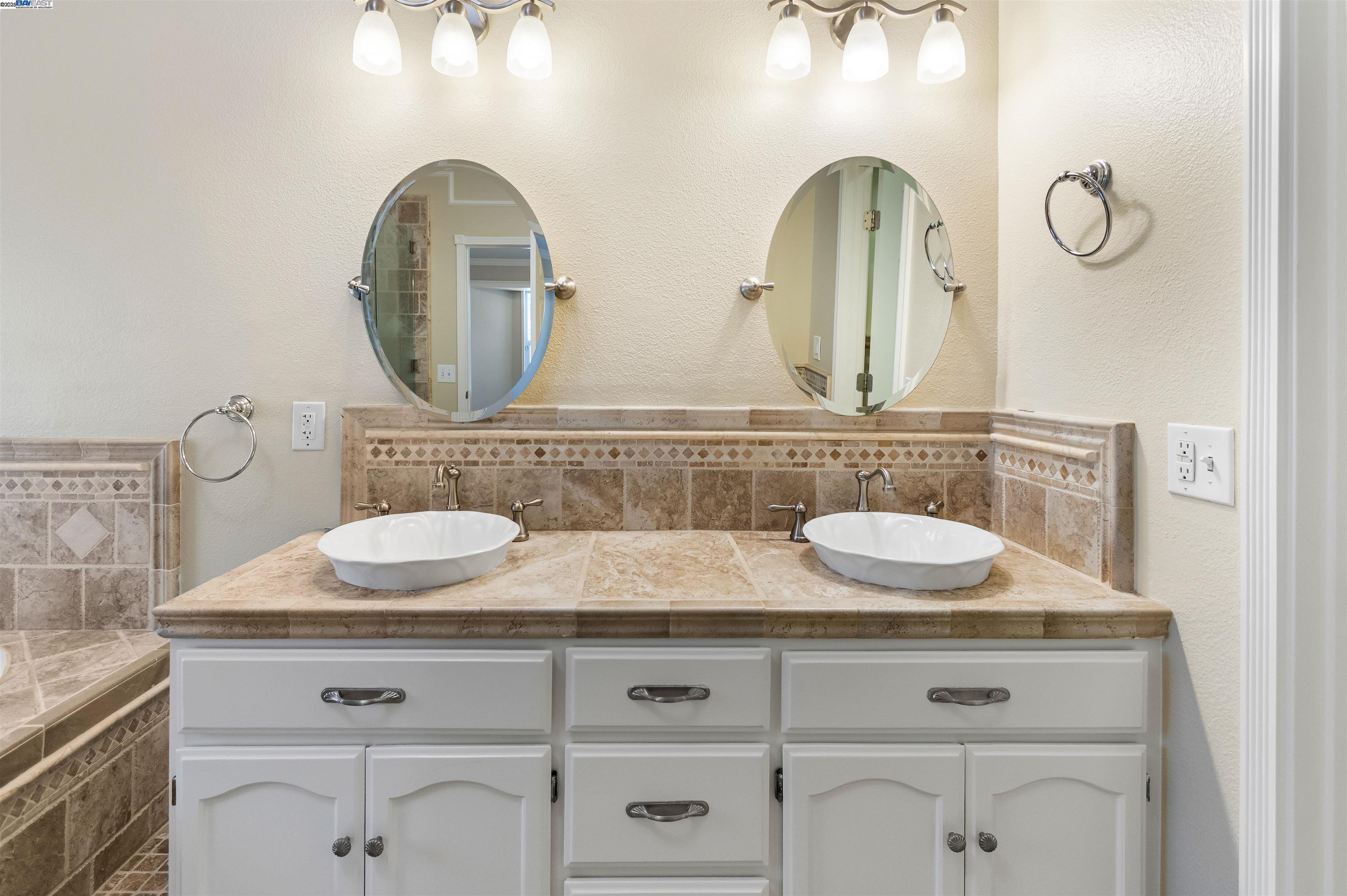 Detail Gallery Image 44 of 60 For 5974 Hillcrest Rd, Merced,  CA 95340 - 4 Beds | 2/1 Baths
