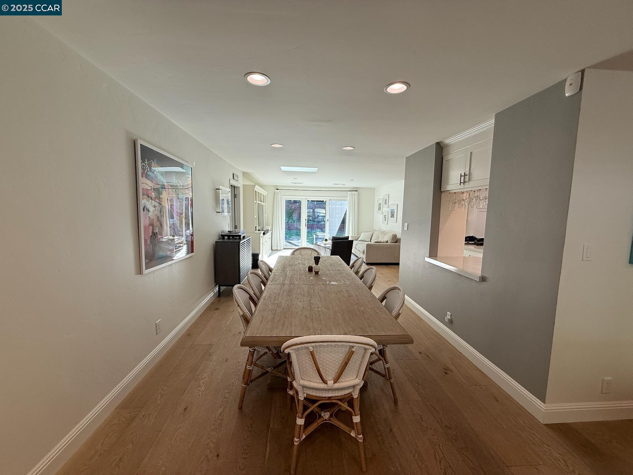 125 Meadow Ln, Orinda, California 94563, 4 Bedrooms Bedrooms, 10 Rooms Rooms,3 BathroomsBathrooms,Residential Lease,For Rent,125 Meadow Ln,41102496