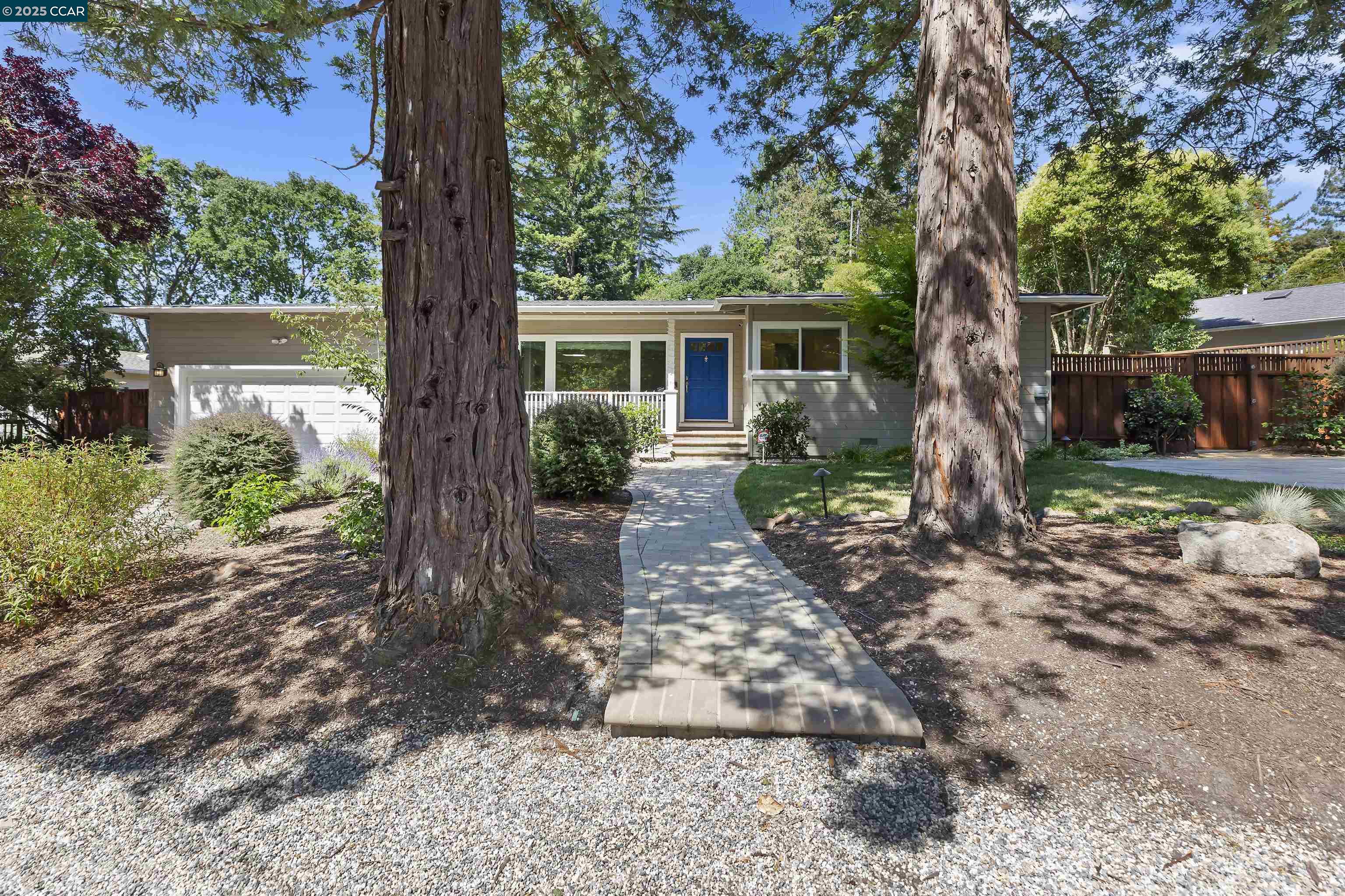 125 Meadow Ln, Orinda, California 94563, 4 Bedrooms Bedrooms, 10 Rooms Rooms,3 BathroomsBathrooms,Residential Lease,For Rent,125 Meadow Ln,41102496