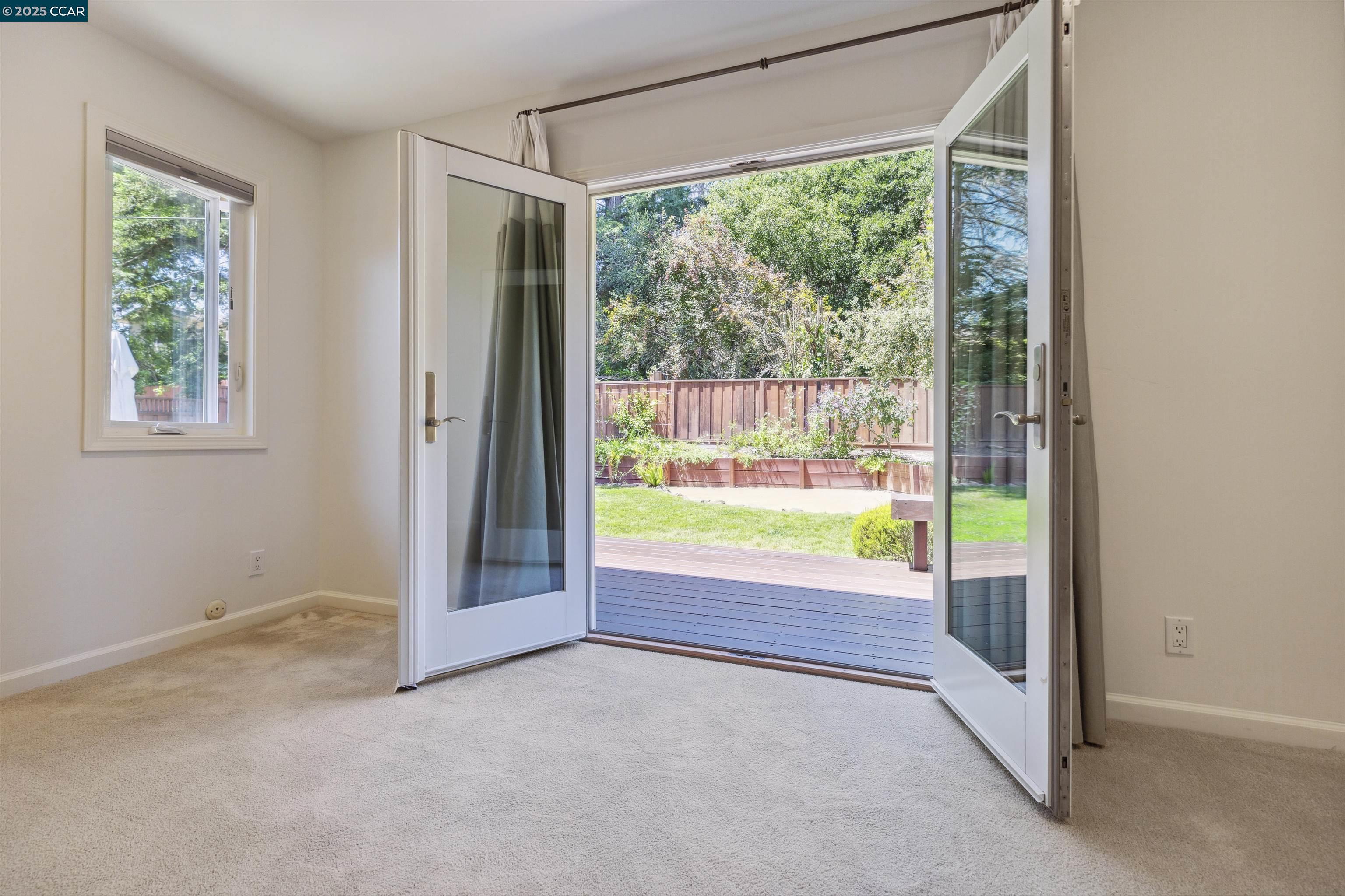 125 Meadow Ln, Orinda, California 94563, 4 Bedrooms Bedrooms, 10 Rooms Rooms,3 BathroomsBathrooms,Residential Lease,For Rent,125 Meadow Ln,41102496